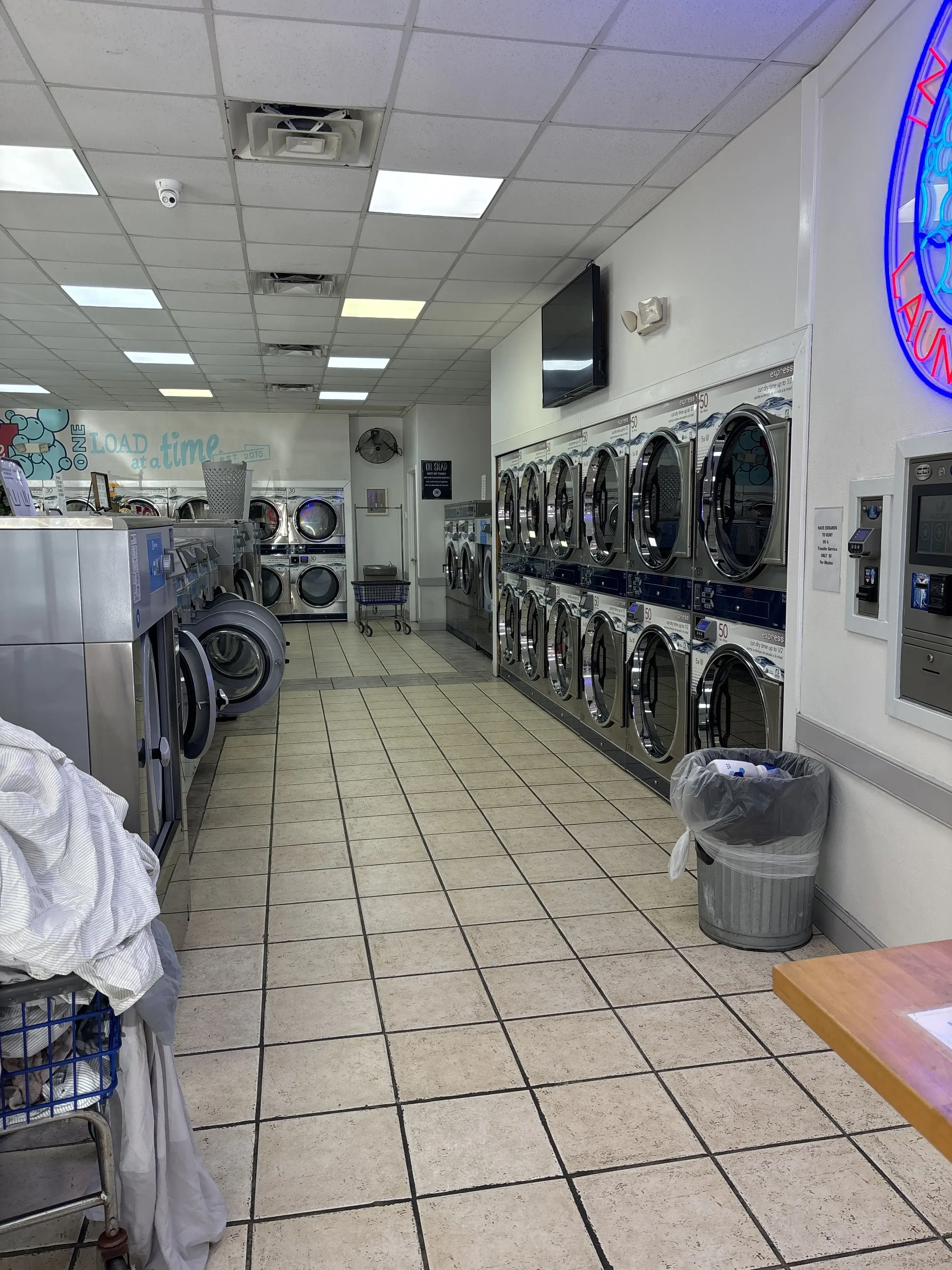 In a Snap Laundry - Image 2