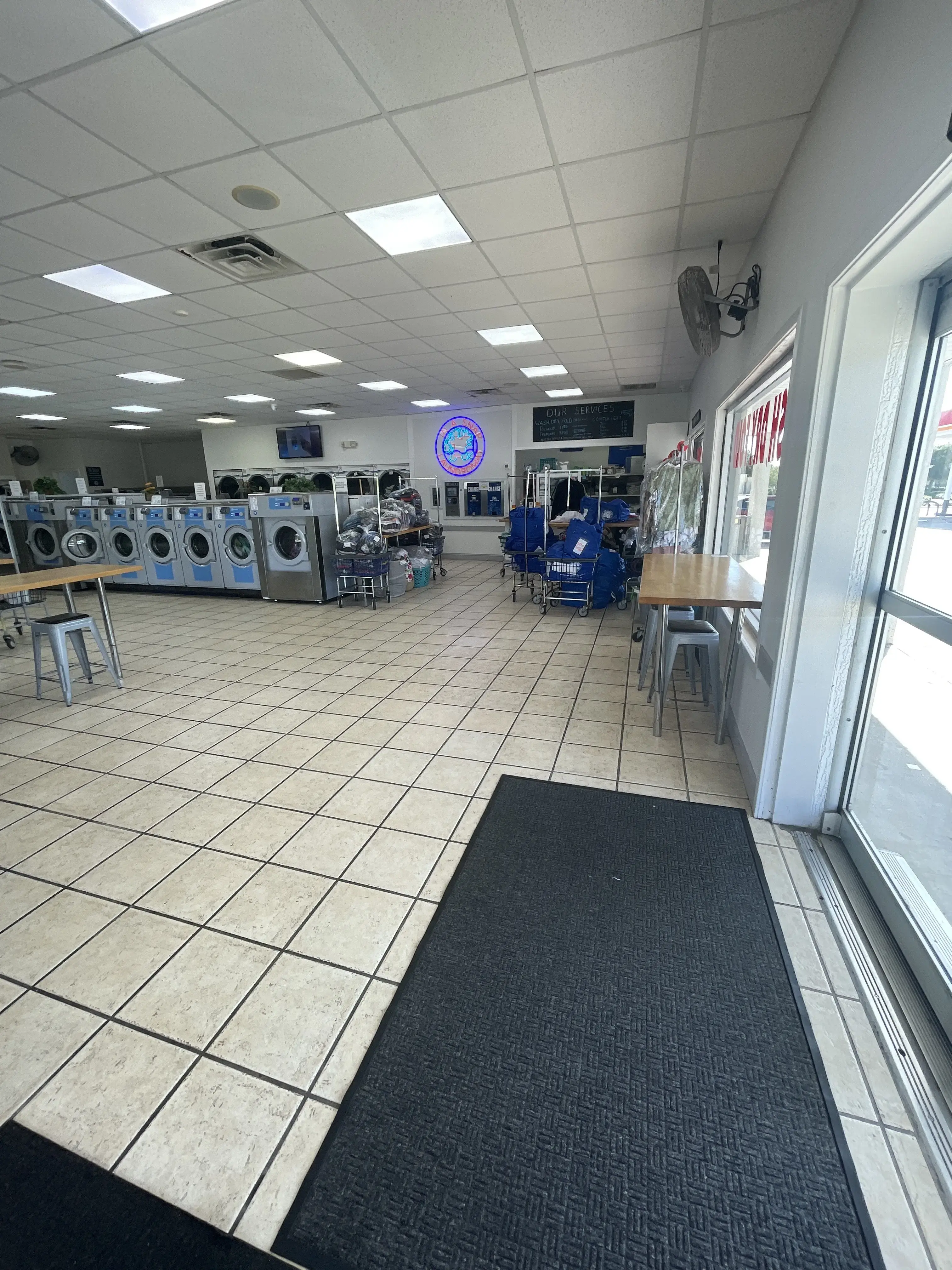 In a Snap Laundry - Image 18