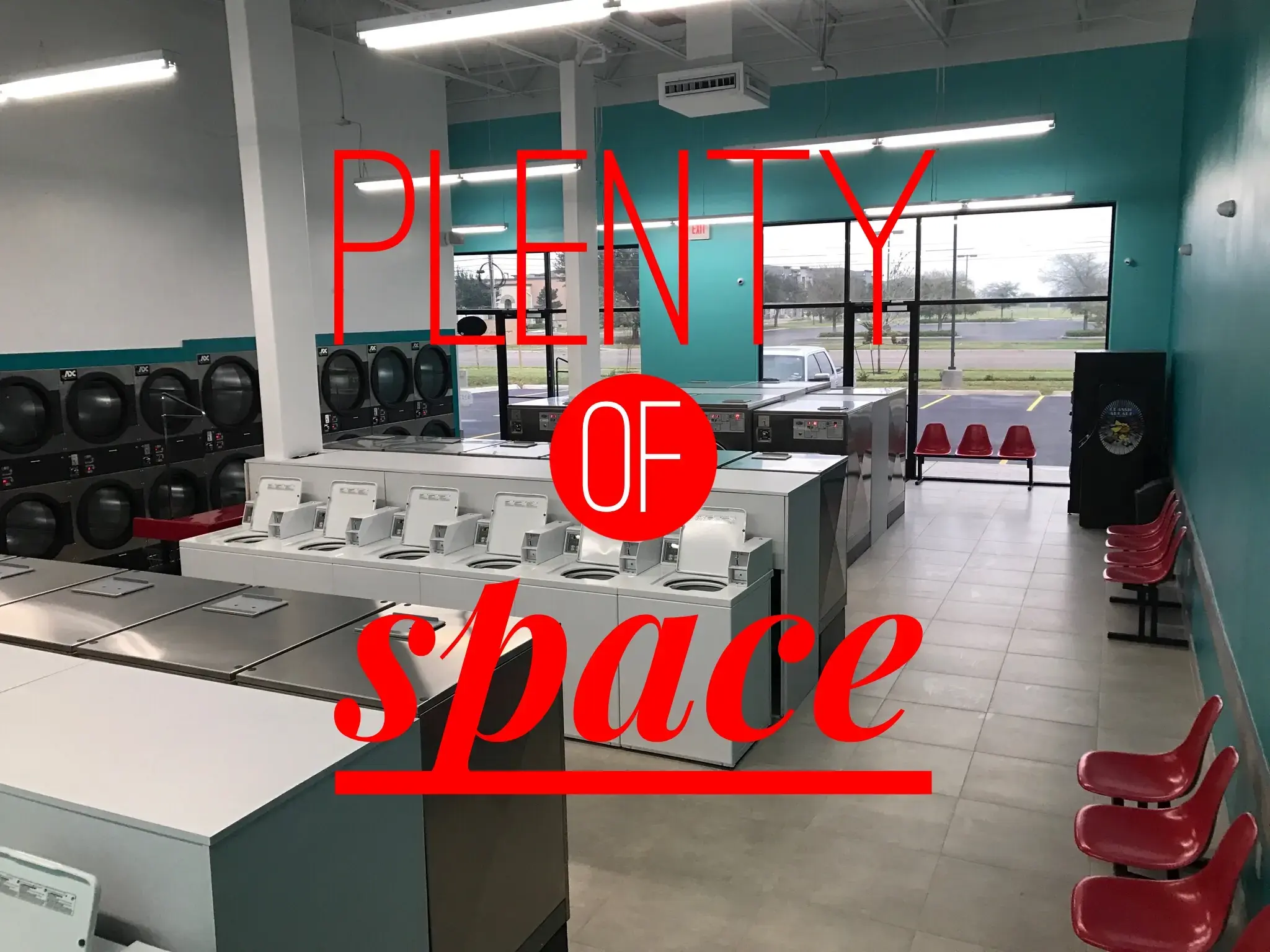 In & Out Laundromat thumbnail 20