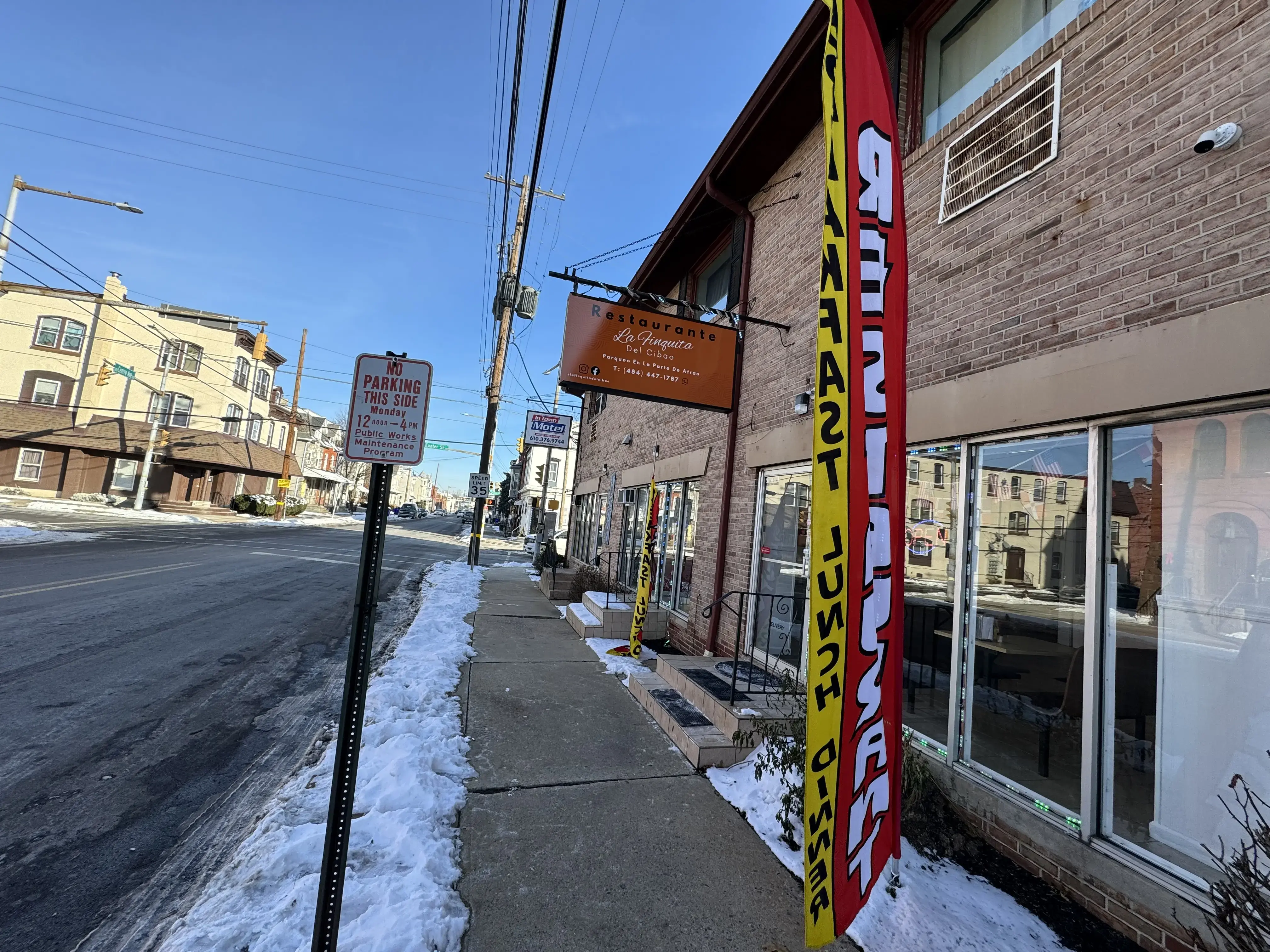 In Town Laundromat - Image 3