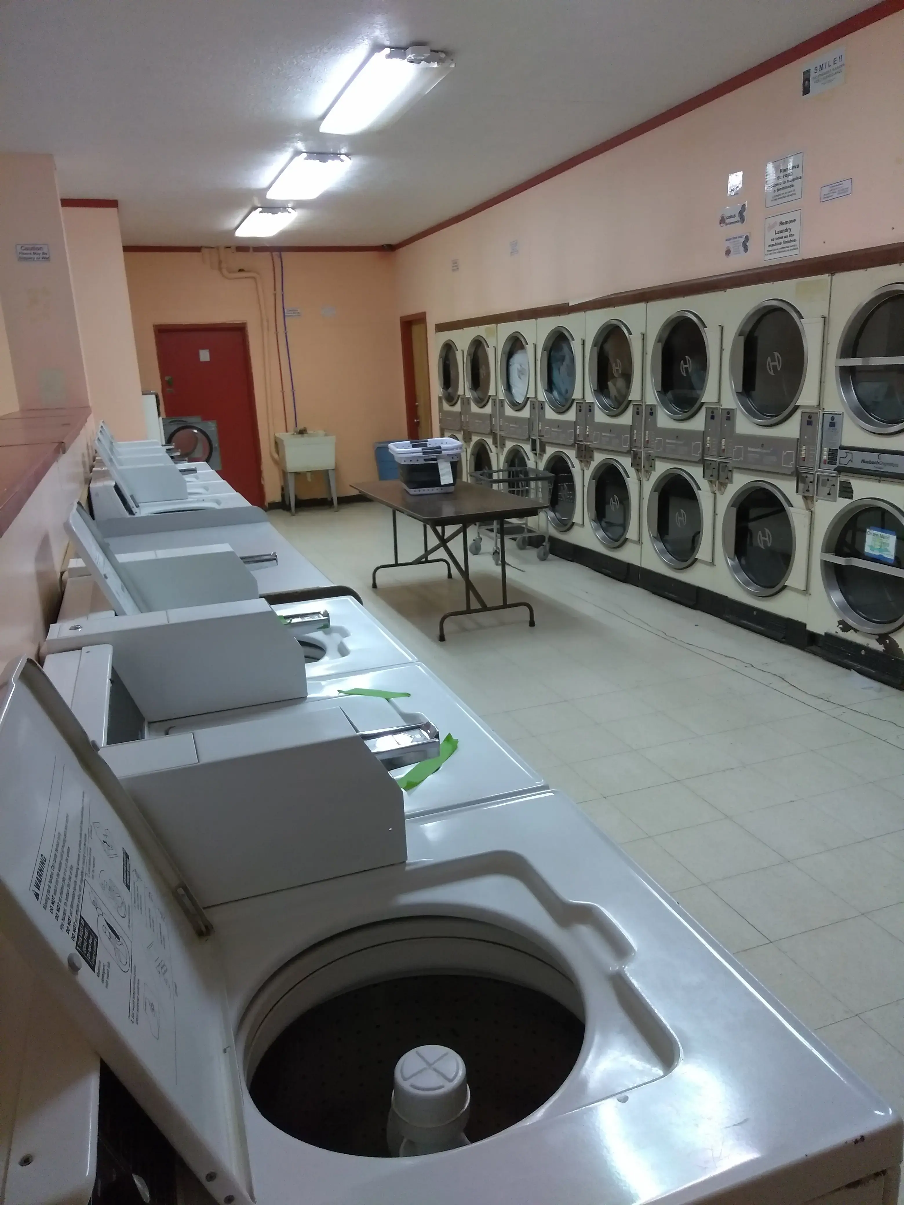 Independence laundromat - Image 3