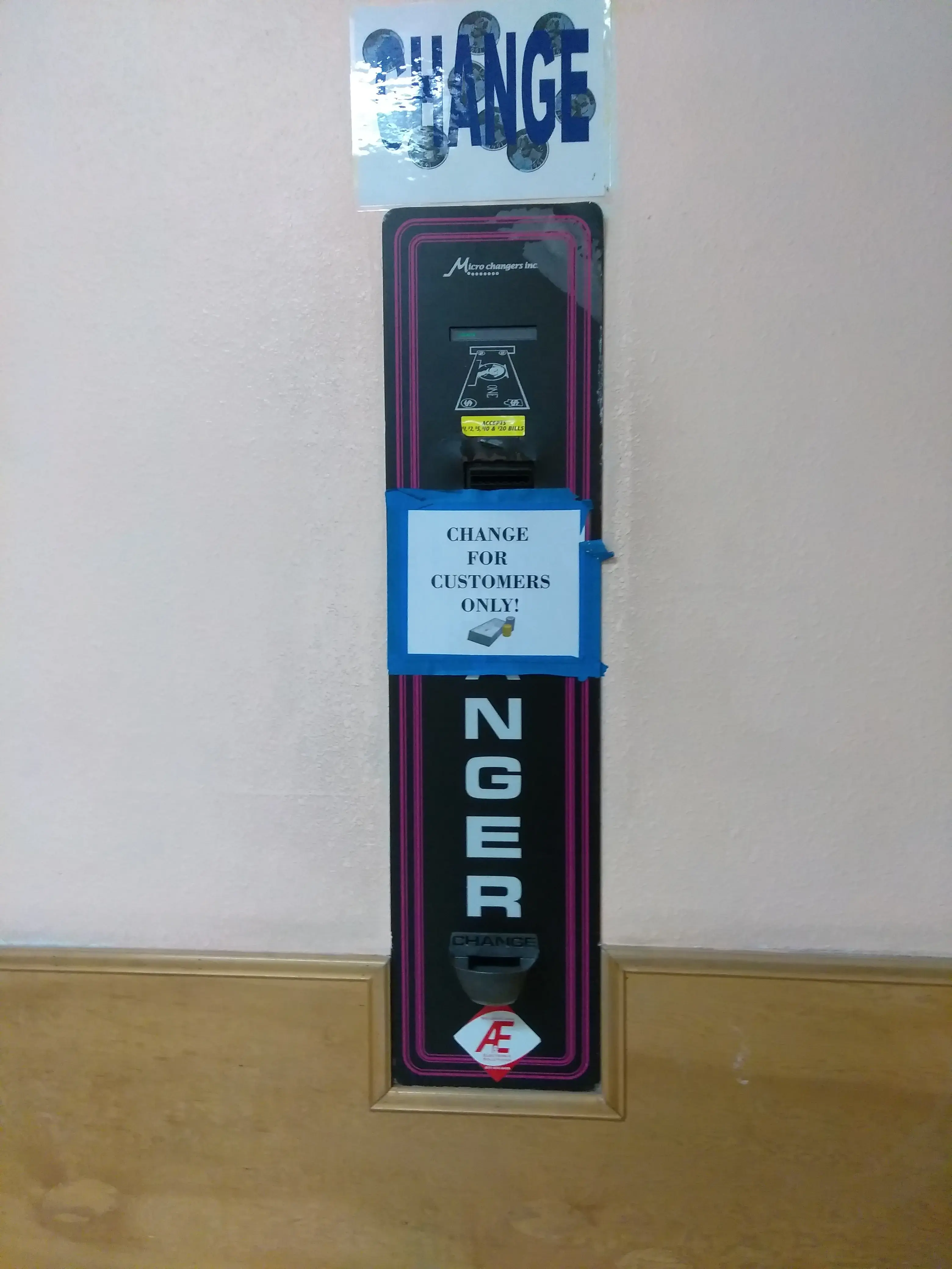 Independence laundromat - Image 10