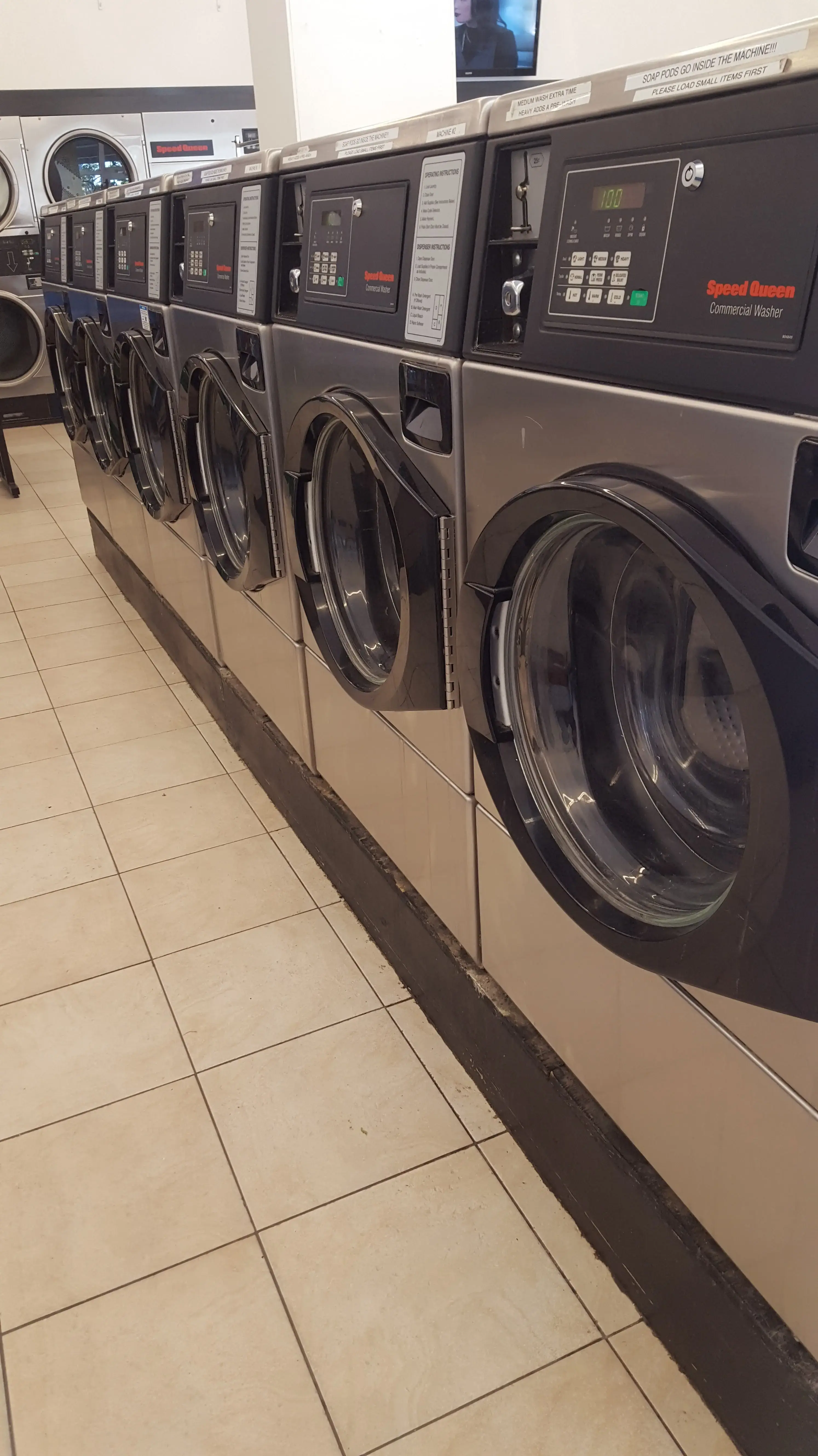 Independence Superwash Coin Laundry thumbnail 19