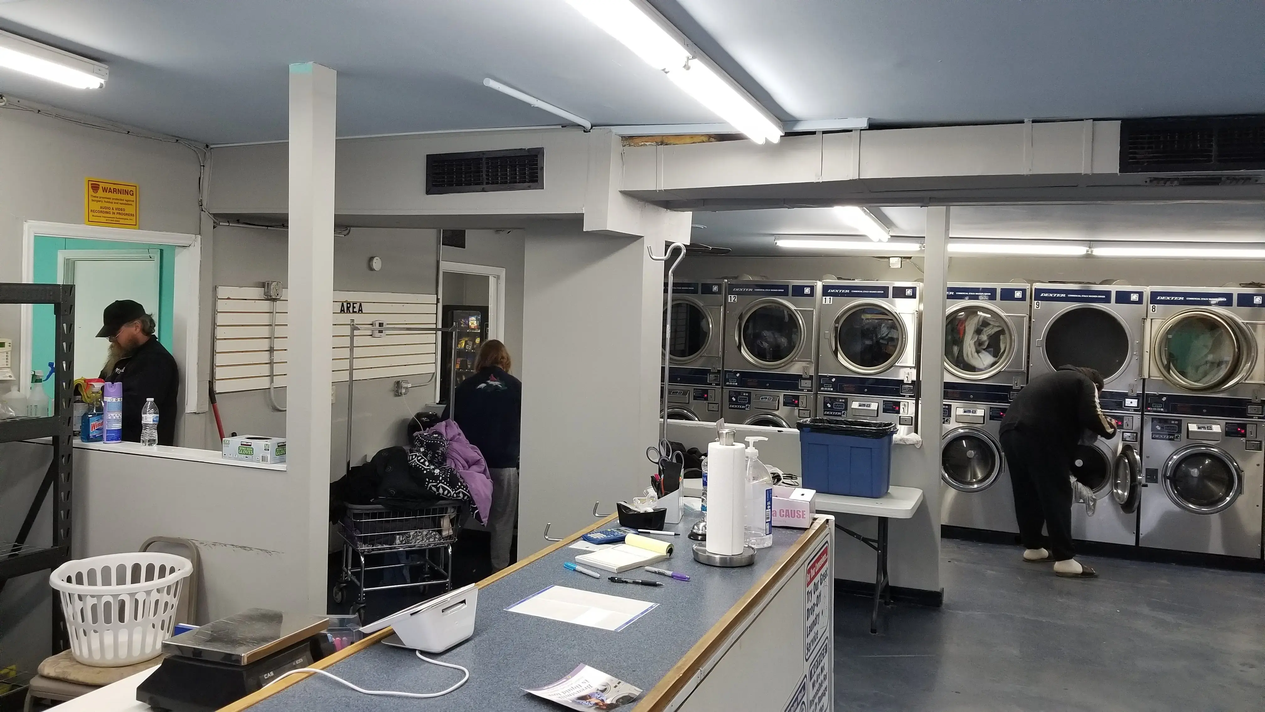 Indian Trail Laundromat thumbnail 6