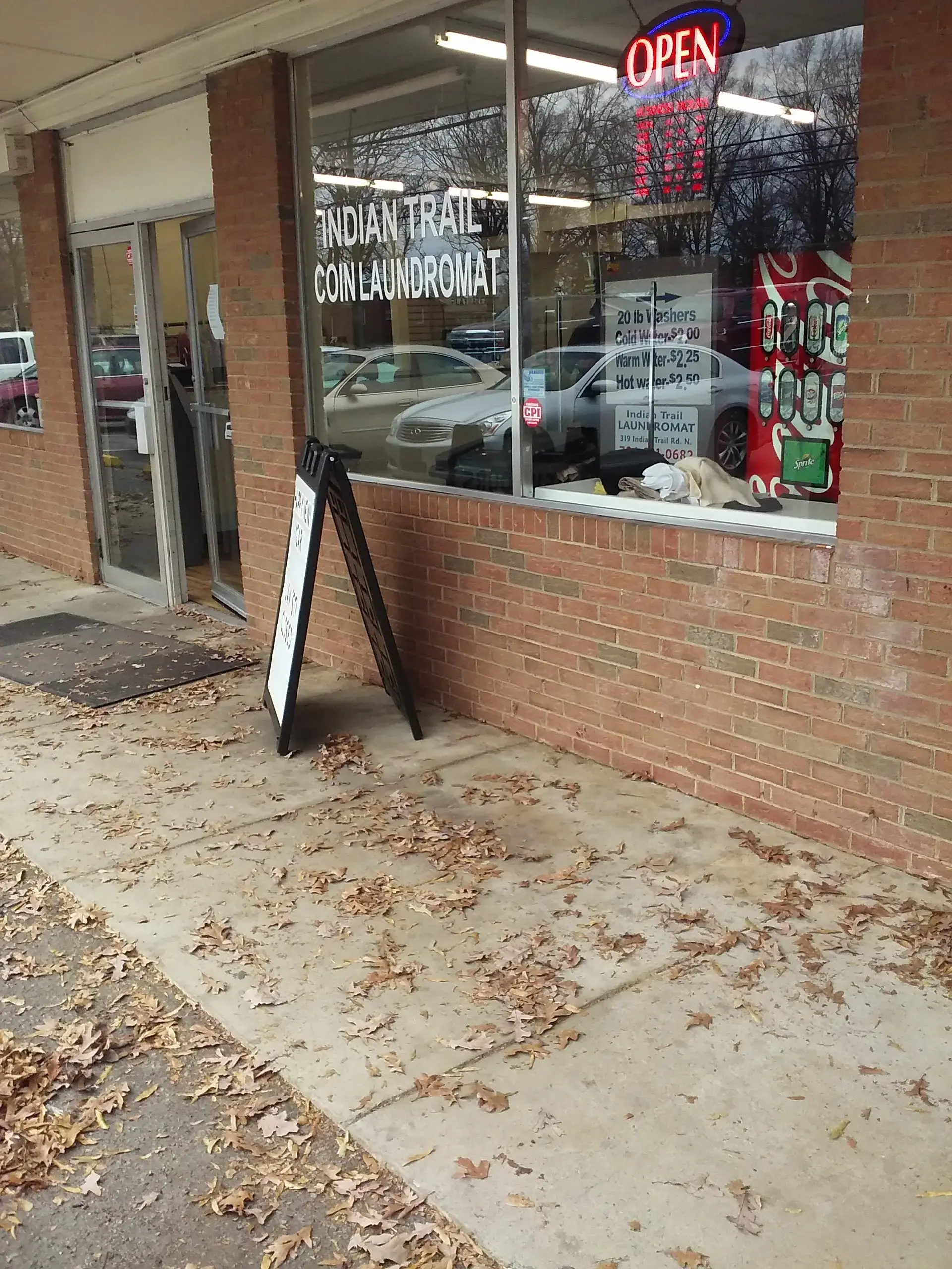 Indian Trail Laundromat thumbnail 19