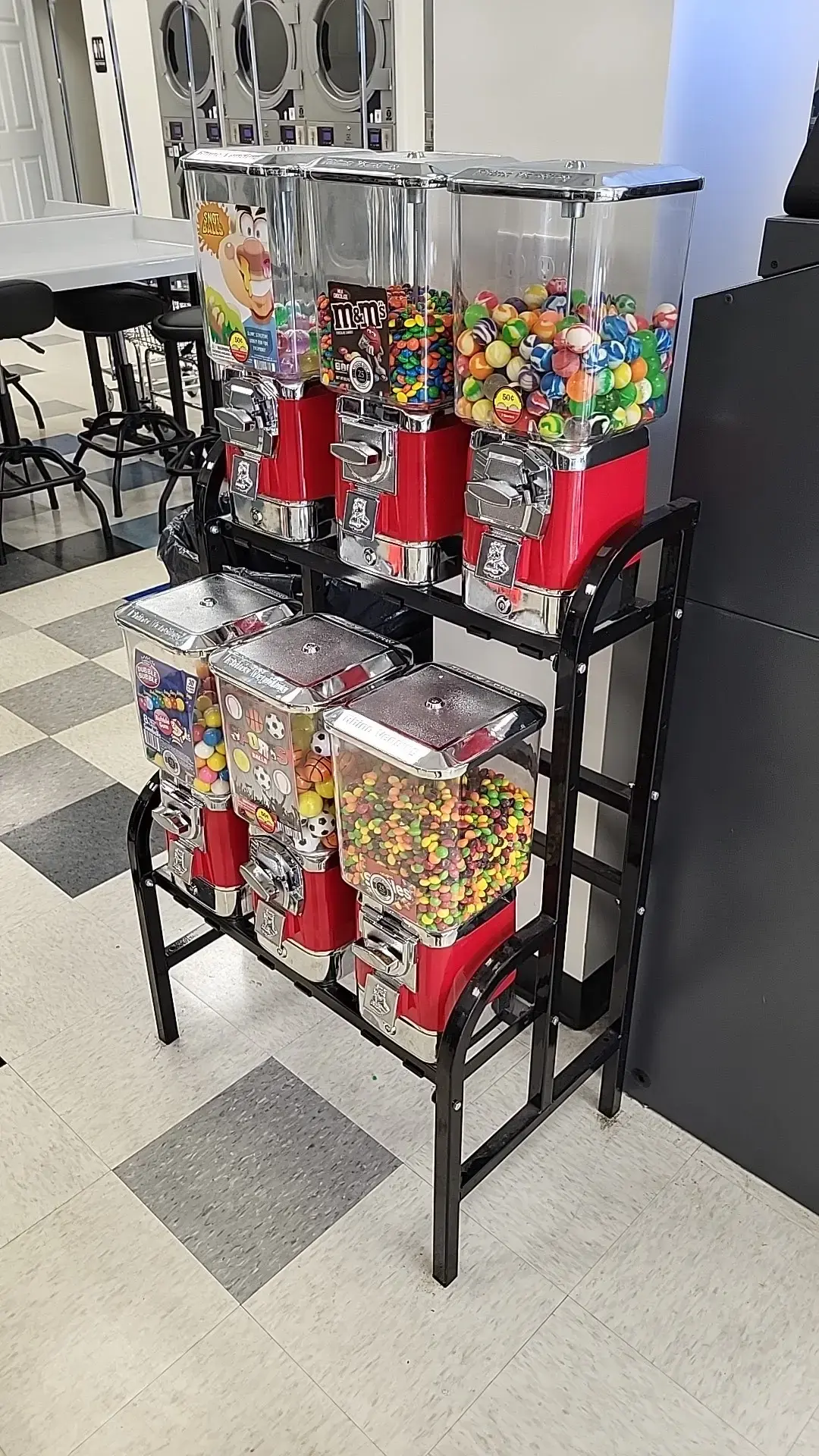 Inside-Out Laundry thumbnail 13