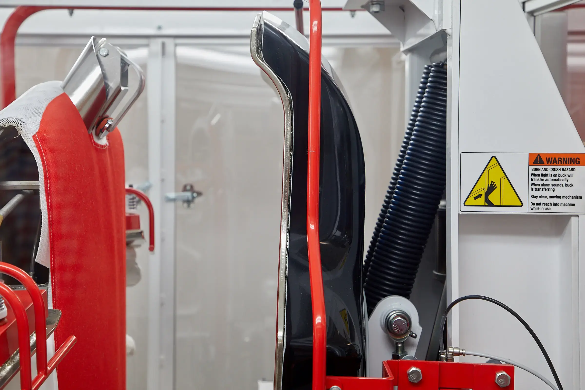 Iron & Steam Dry Cleaners - Image 6