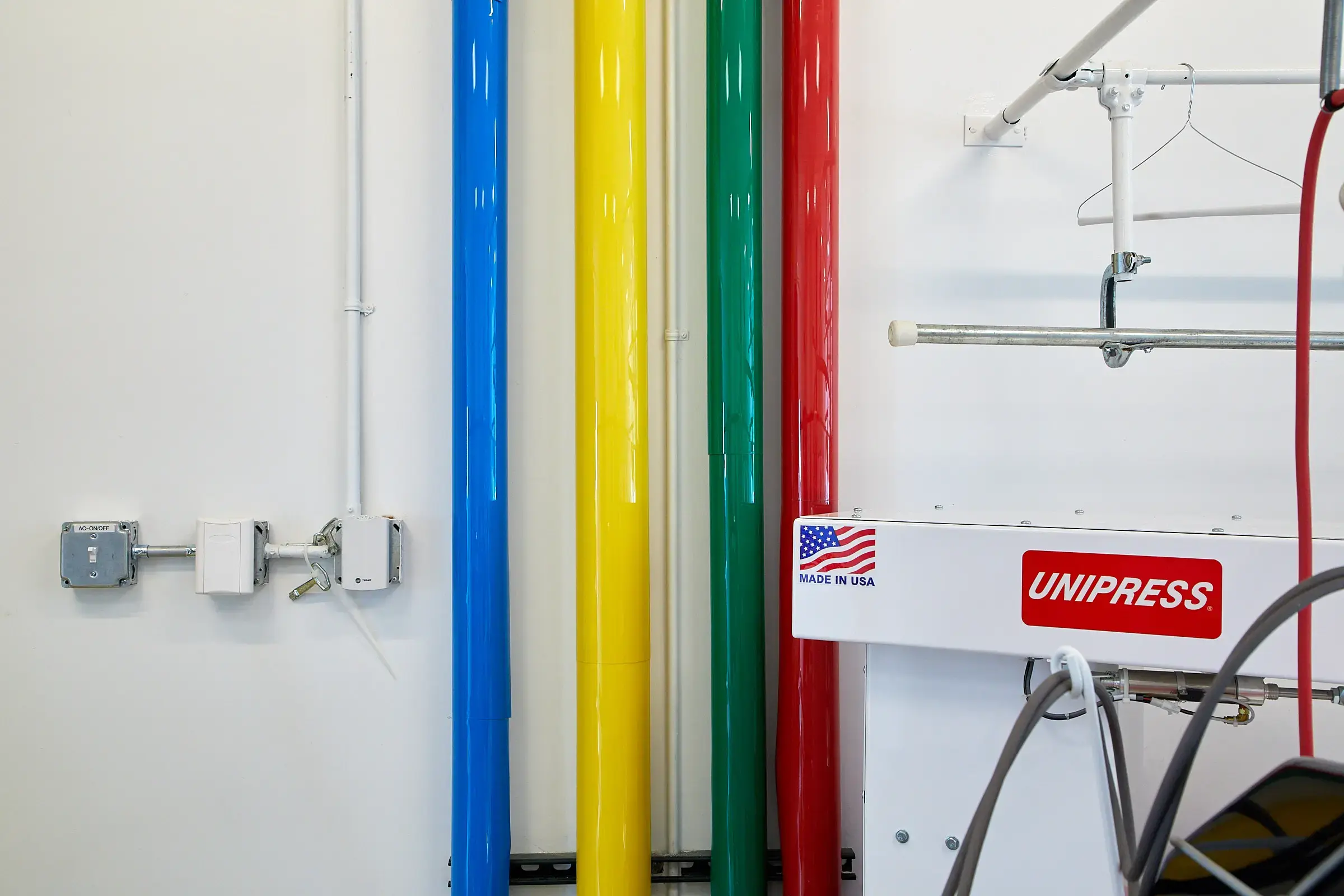 Iron & Steam Dry Cleaners - Image 15