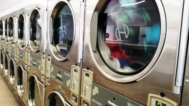 Isla Vista Laundromat thumbnail 12
