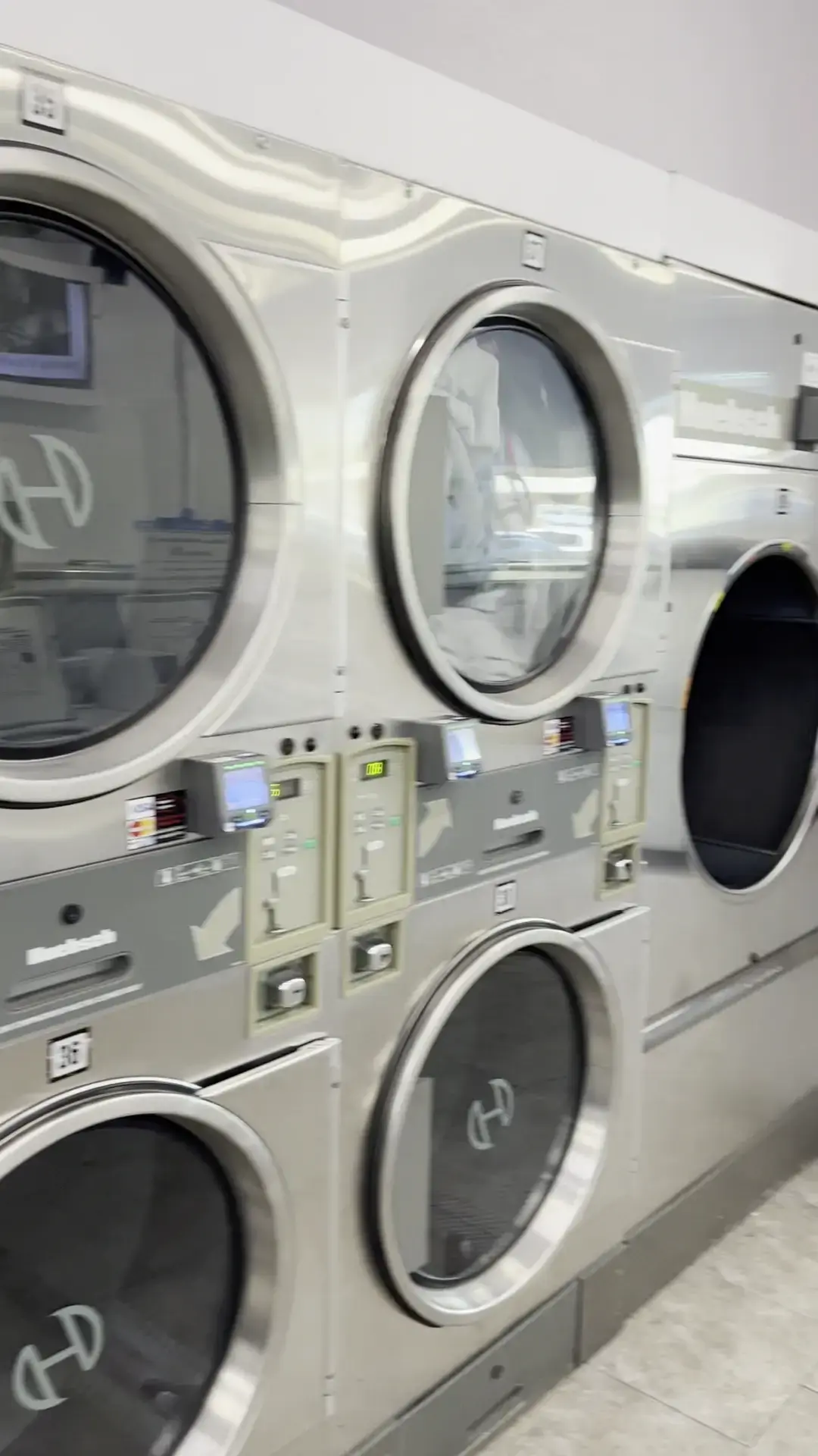 Isla Vista Laundromat thumbnail 2