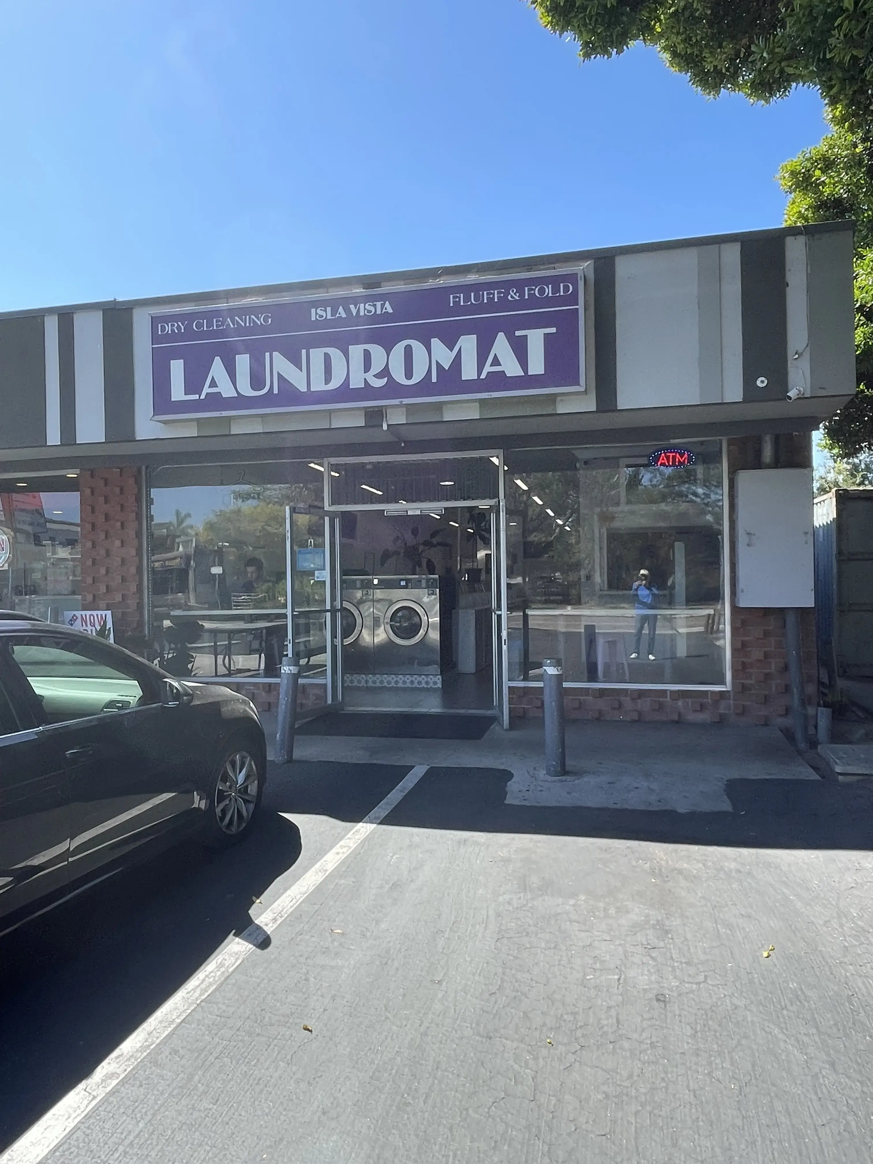Isla Vista Laundromat thumbnail 8