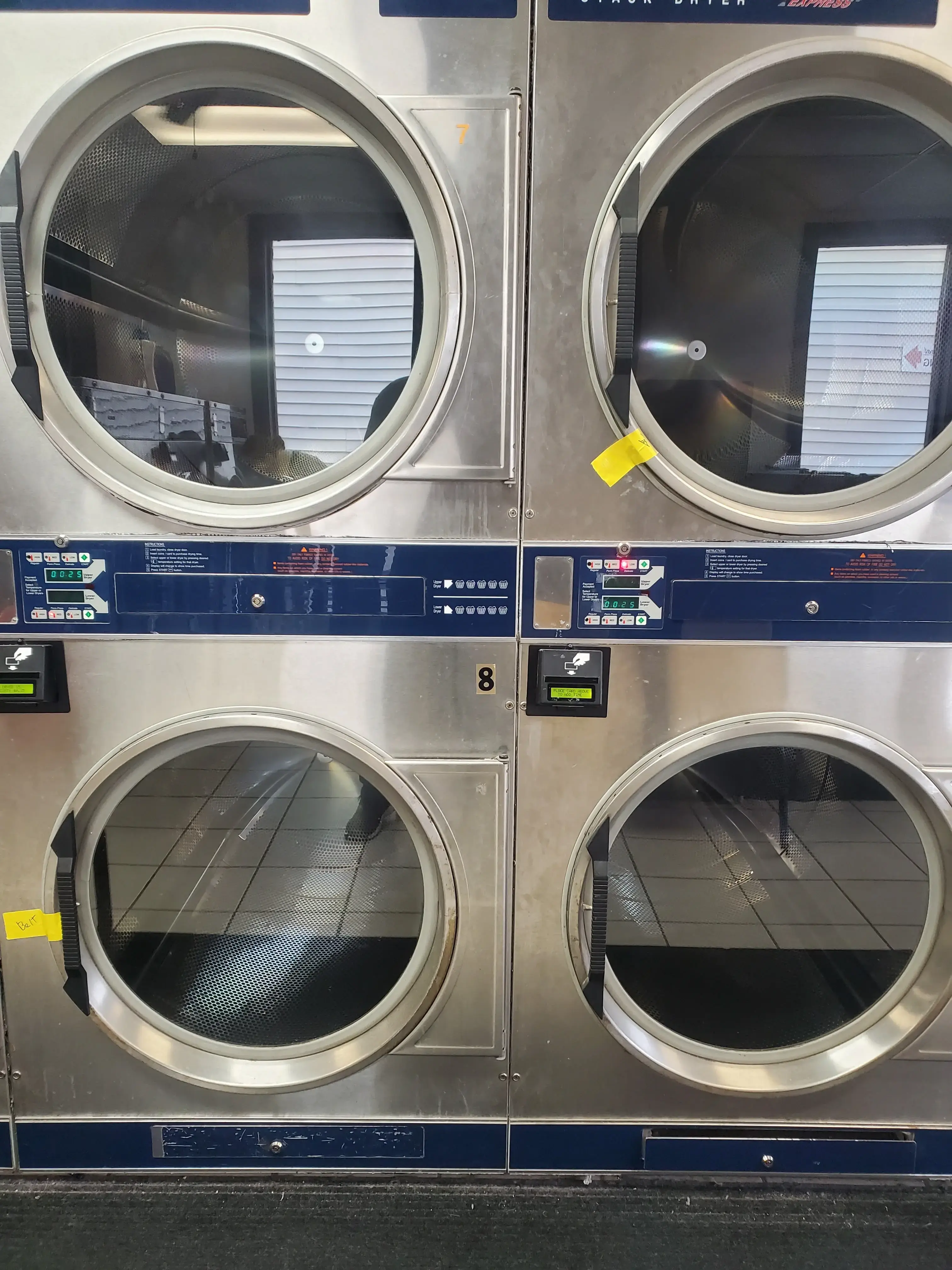 Ithaca Apartment & Laundromat - Image 5