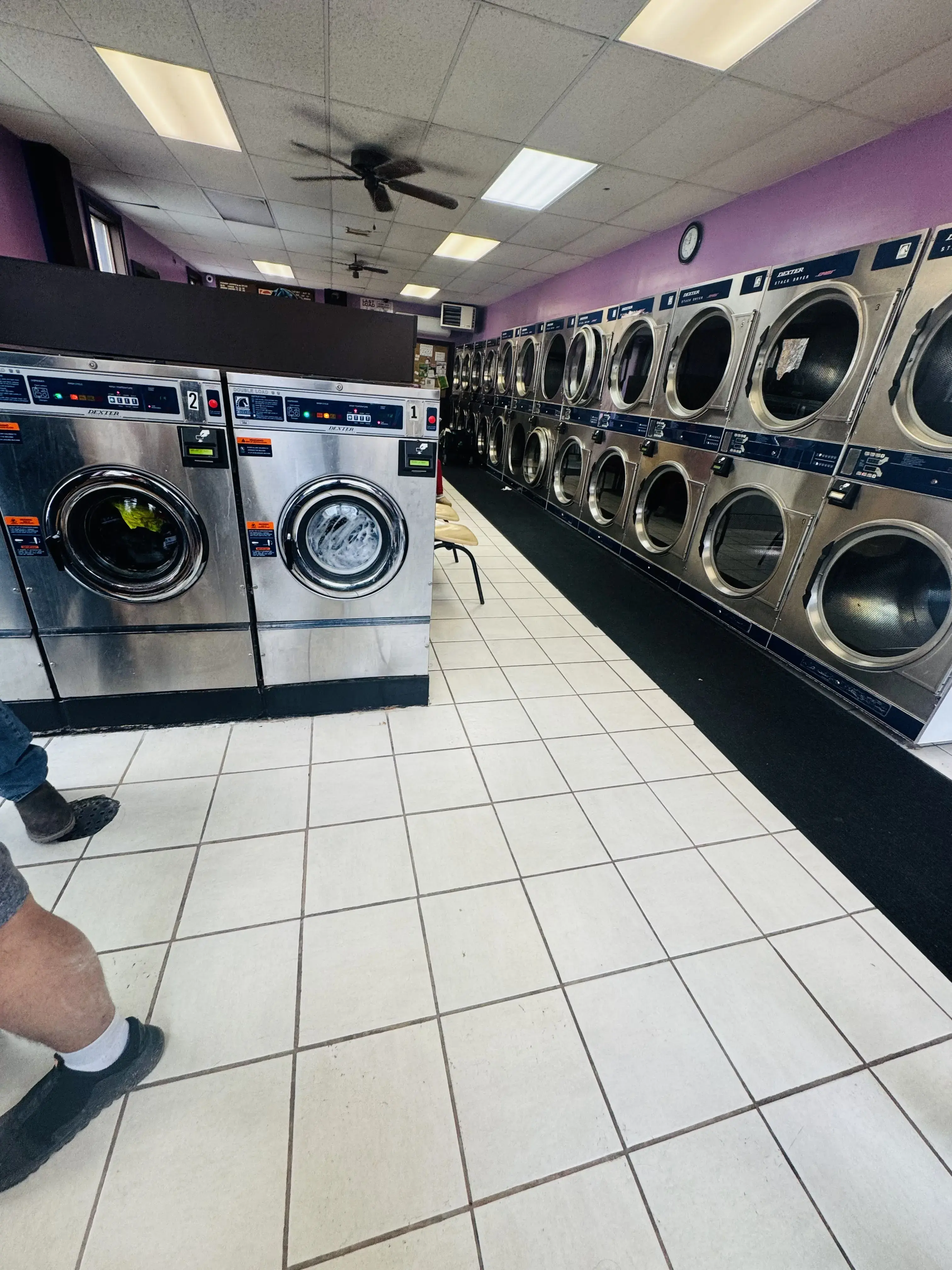 Ithaca Apartment & Laundromat - Image 1