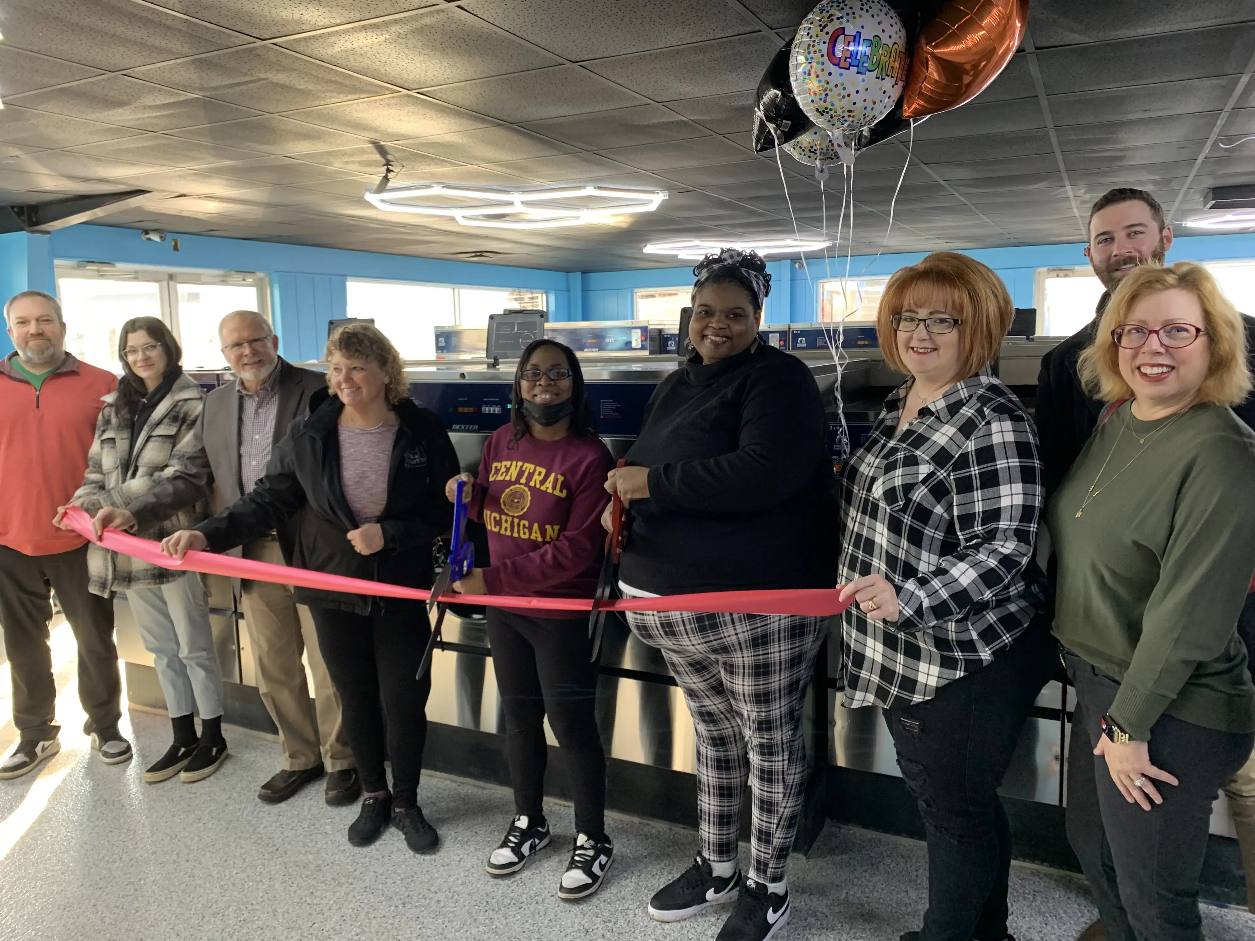 Itoro & Don’s Kwik Wash Churubusco - Image 17