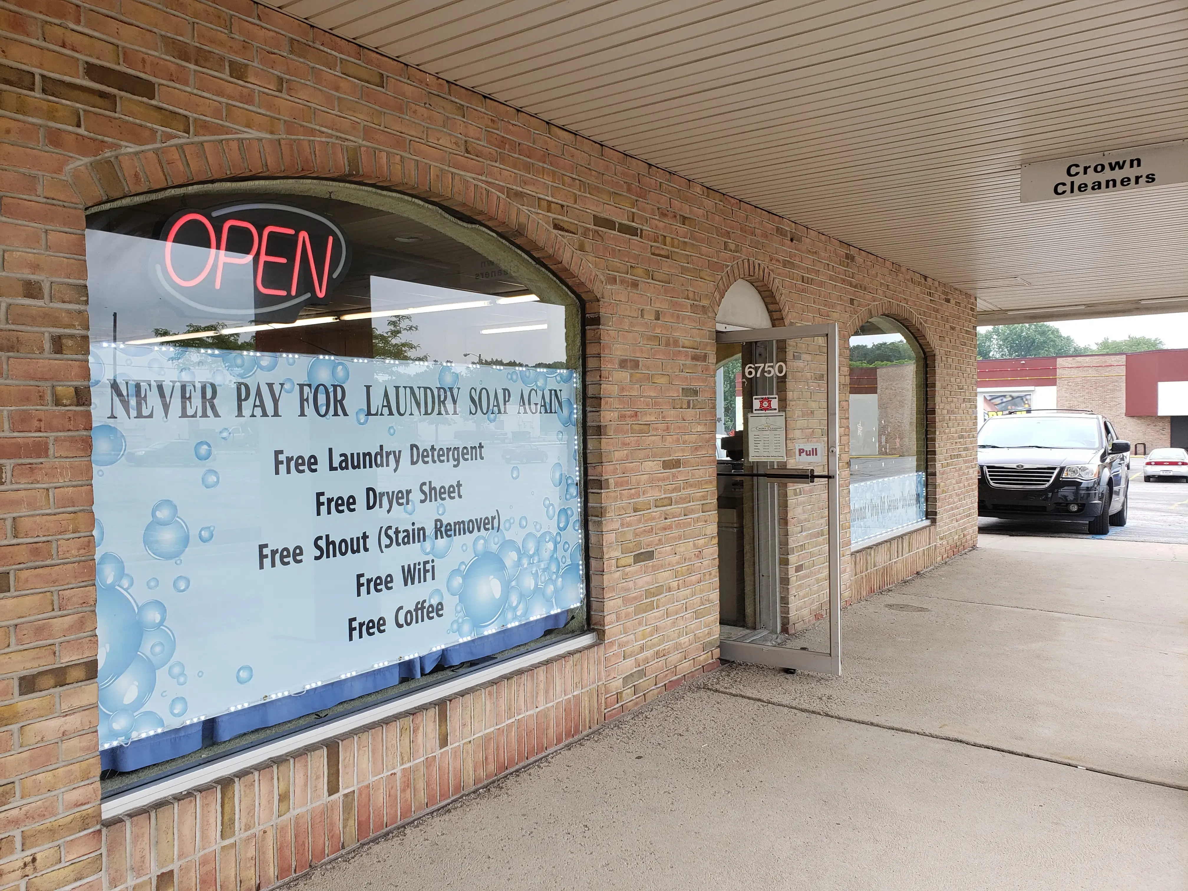 Itoro & Don’s Kwik Wash Laundromat & Dry Cleaners - Image 8