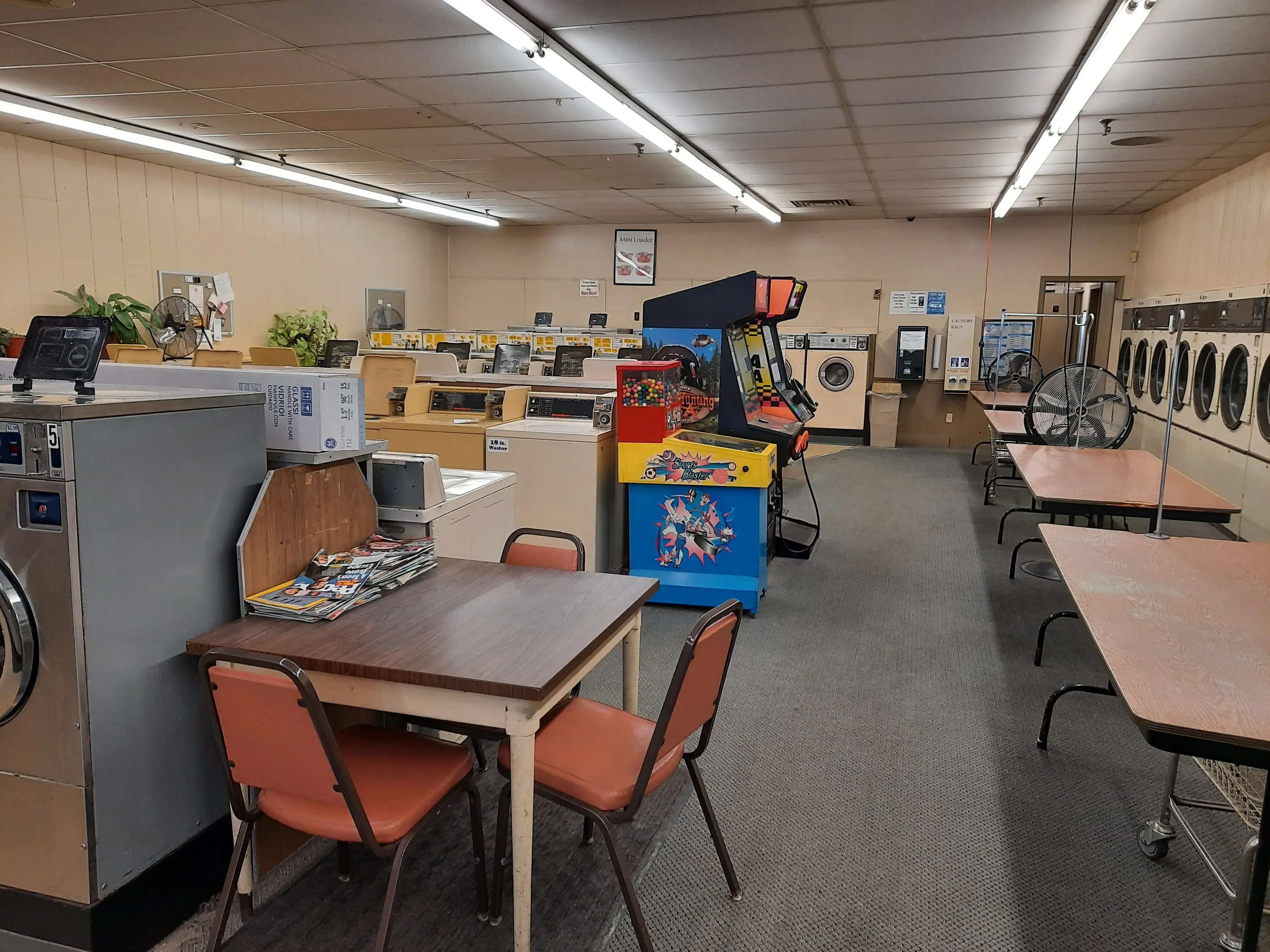 Itoro & Don’s Kwik Wash Laundromat & Dry Cleaners - Image 9