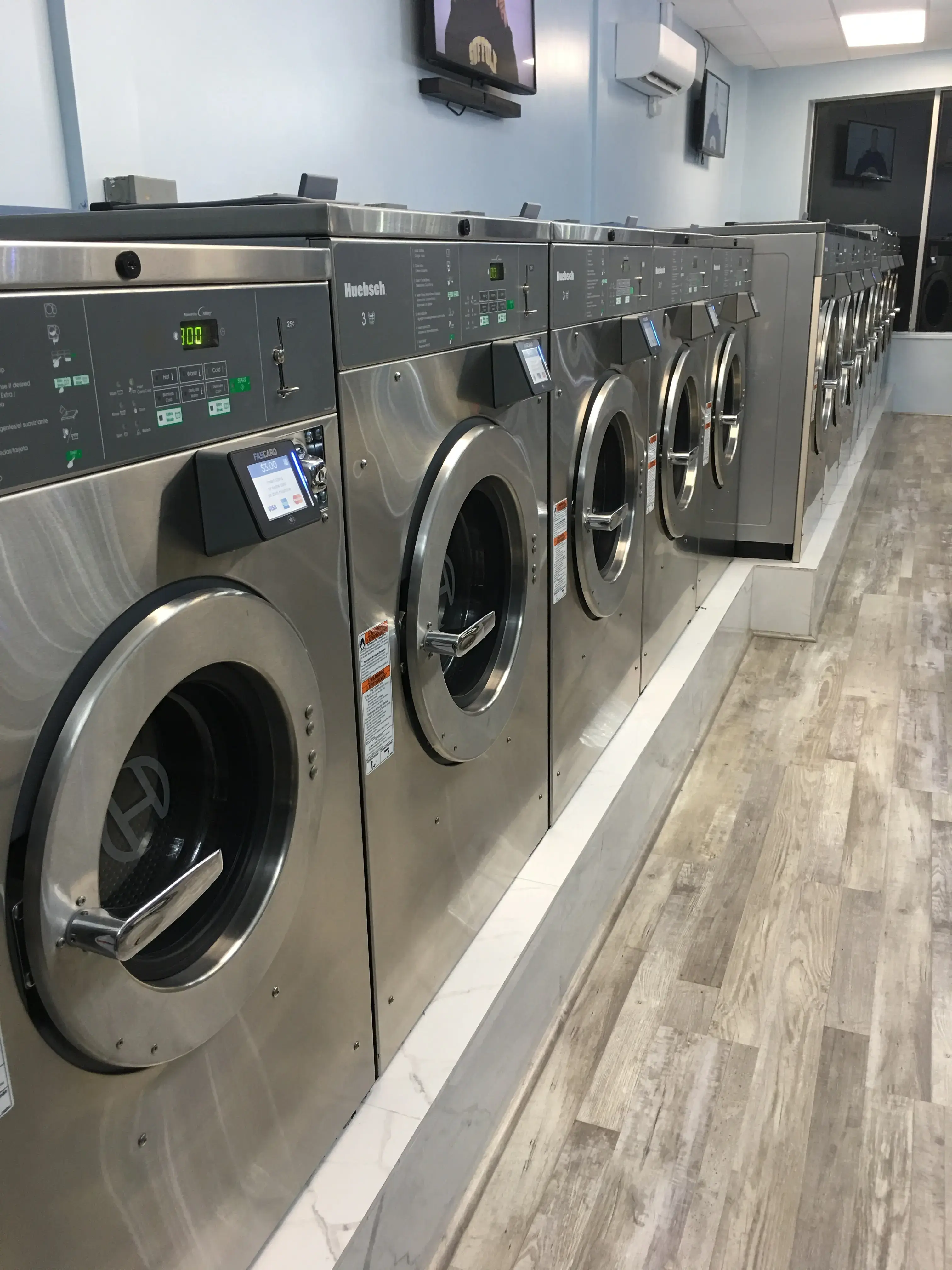 It's a Wash USA Amityville - Image 15