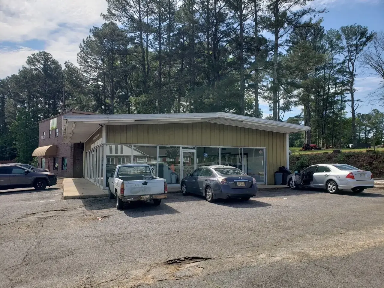 Iuka Laundry thumbnail 3