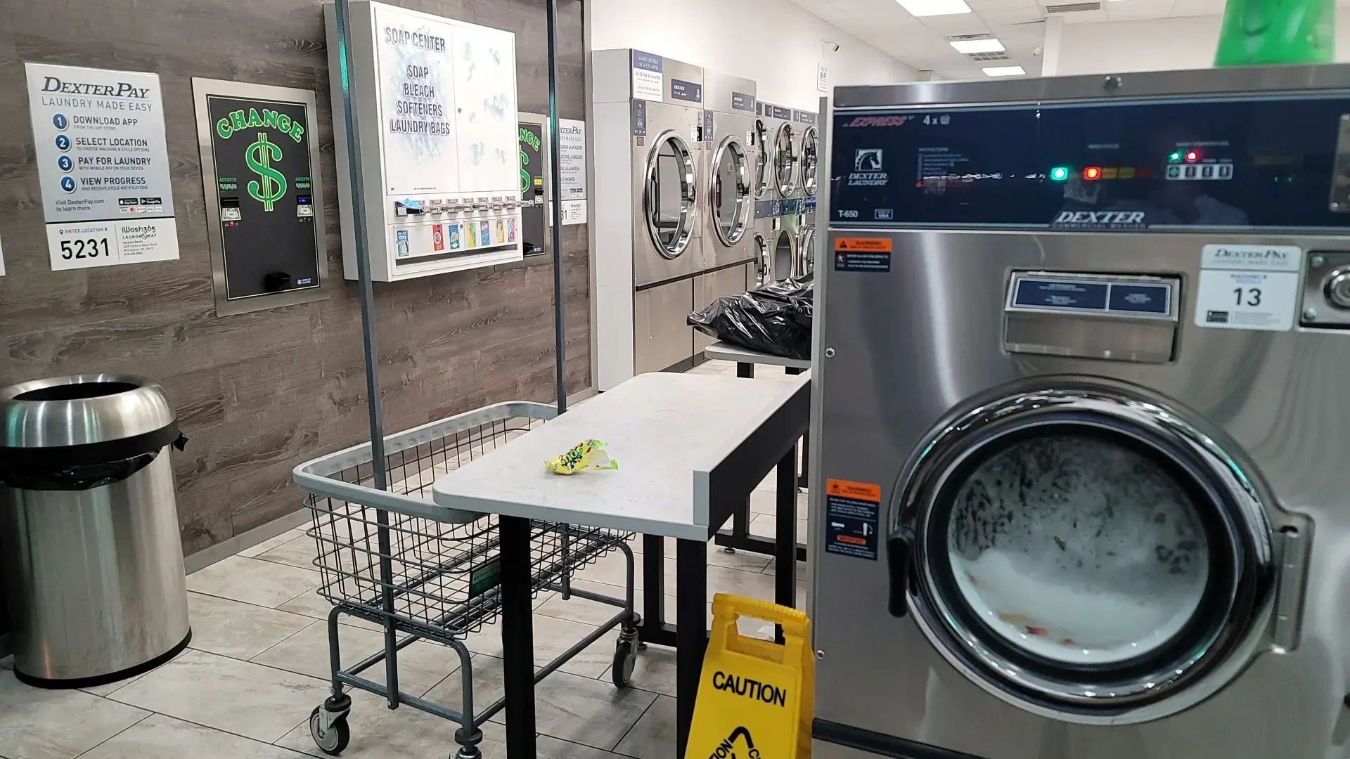 iWash 365 Laundromats thumbnail 16