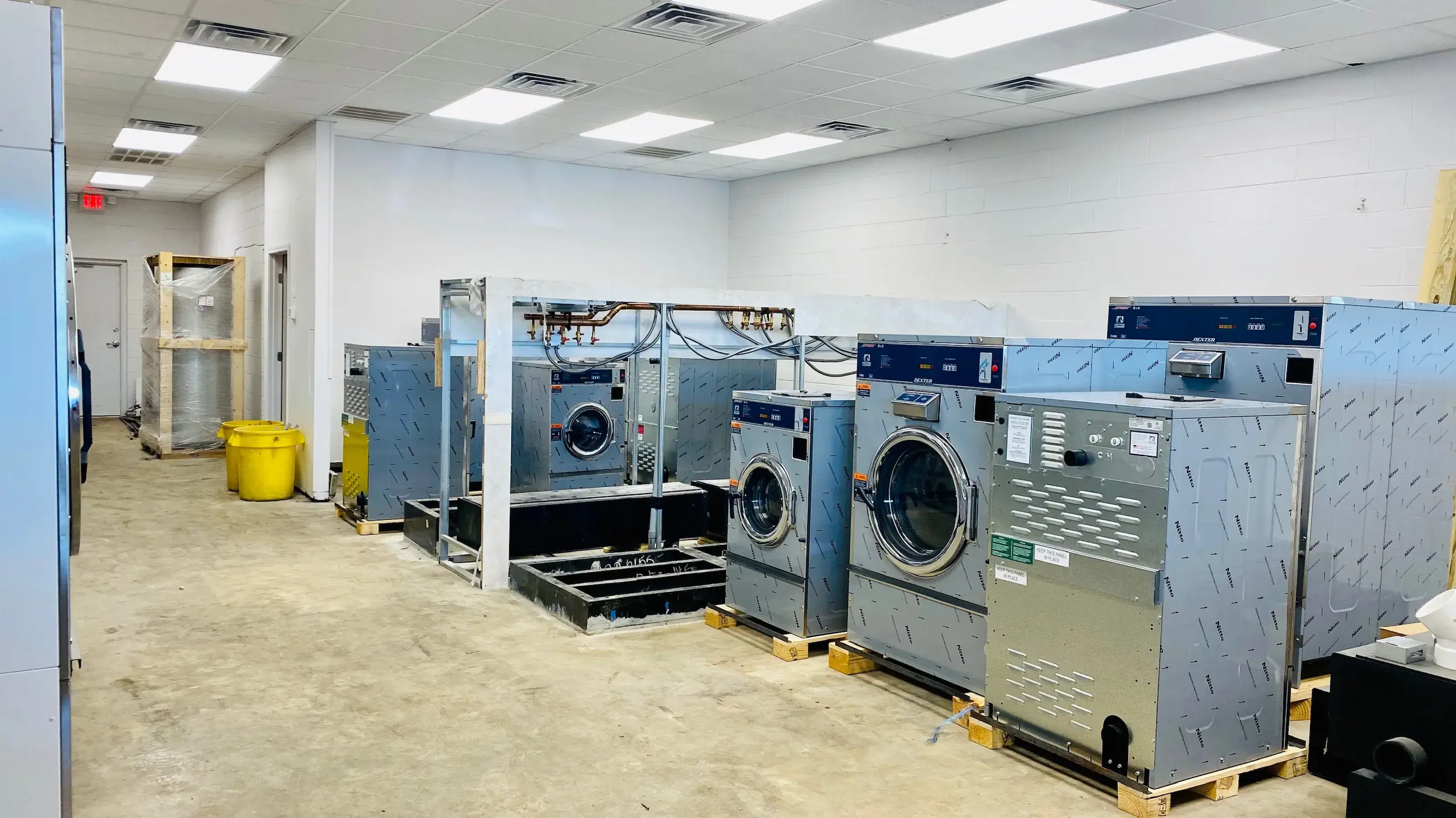 iWash 365 Laundromats - Image 15