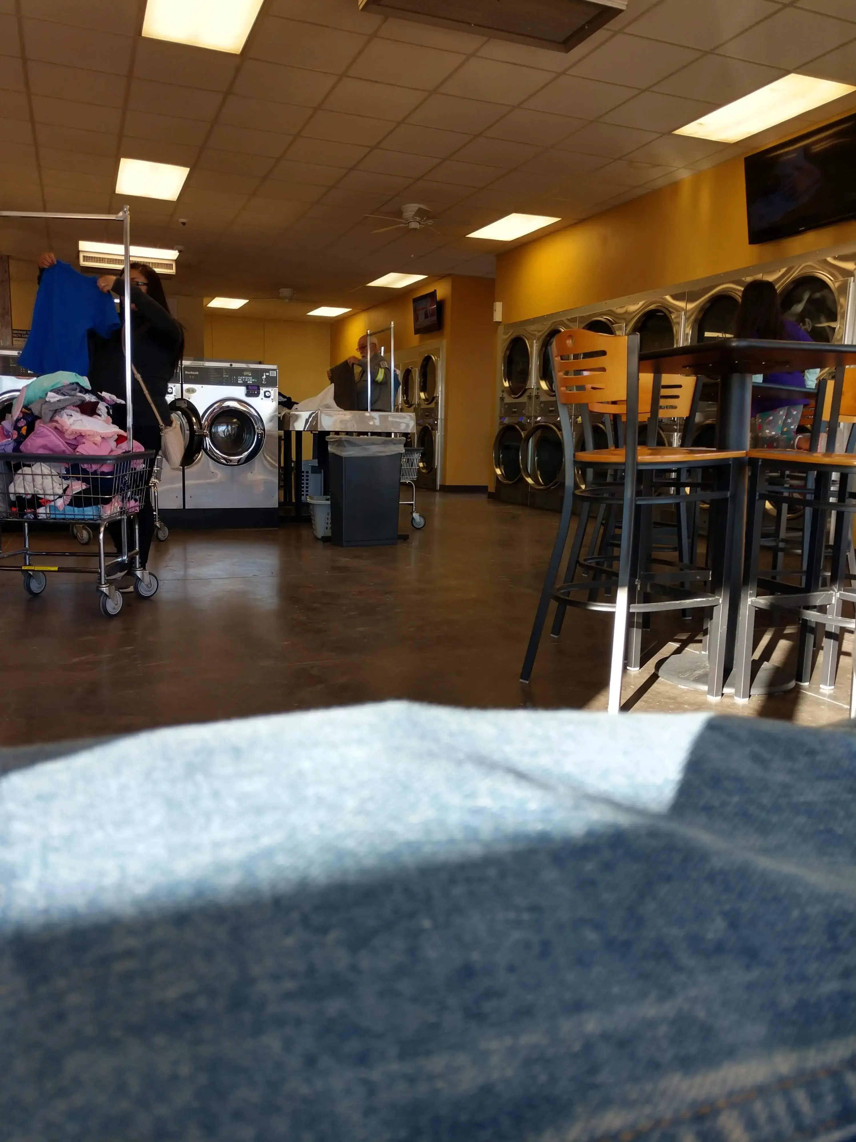 iWash Laundry - Image 13