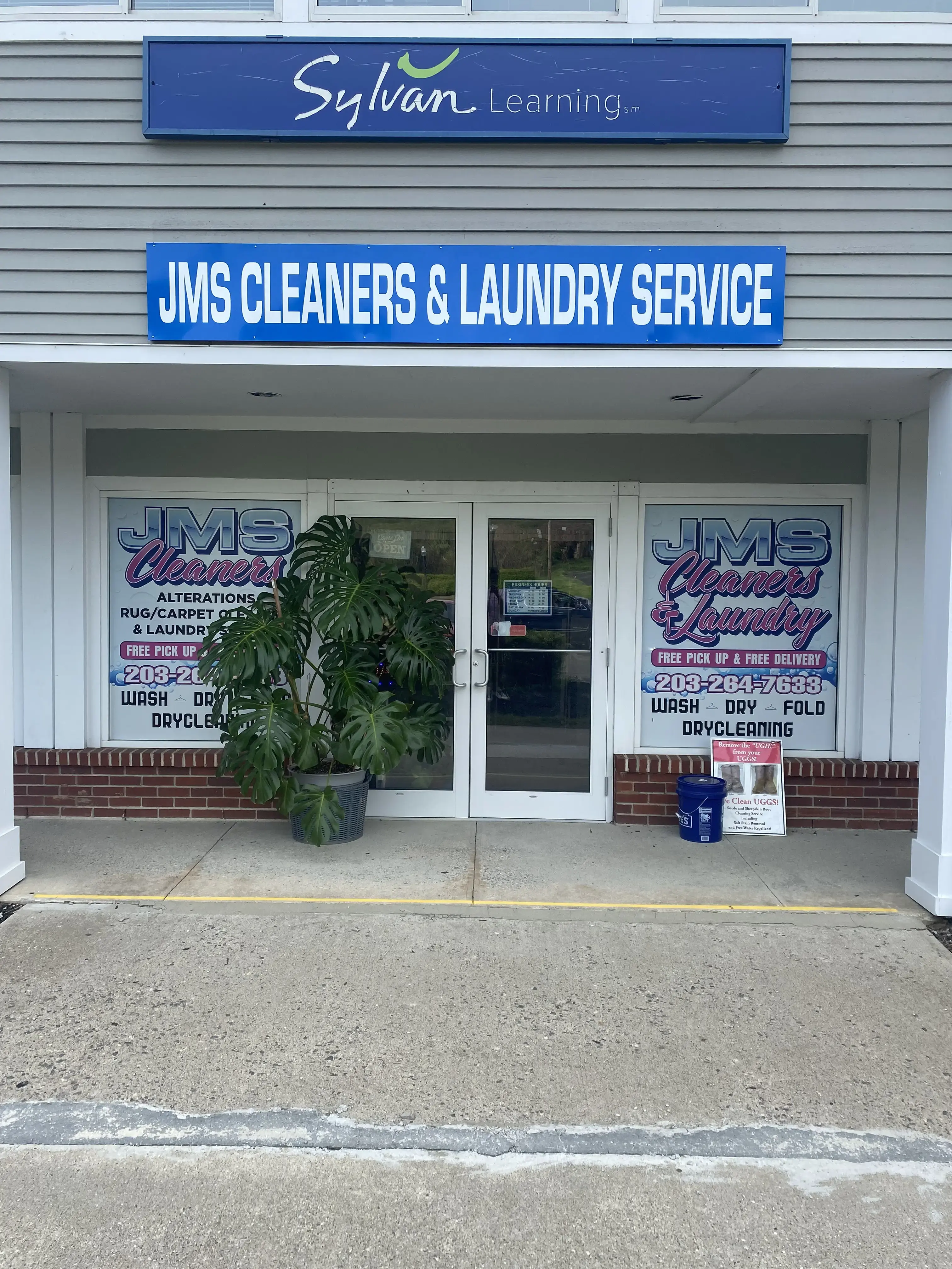 J M S Dry Cleaners & Laundry Service thumbnail 3