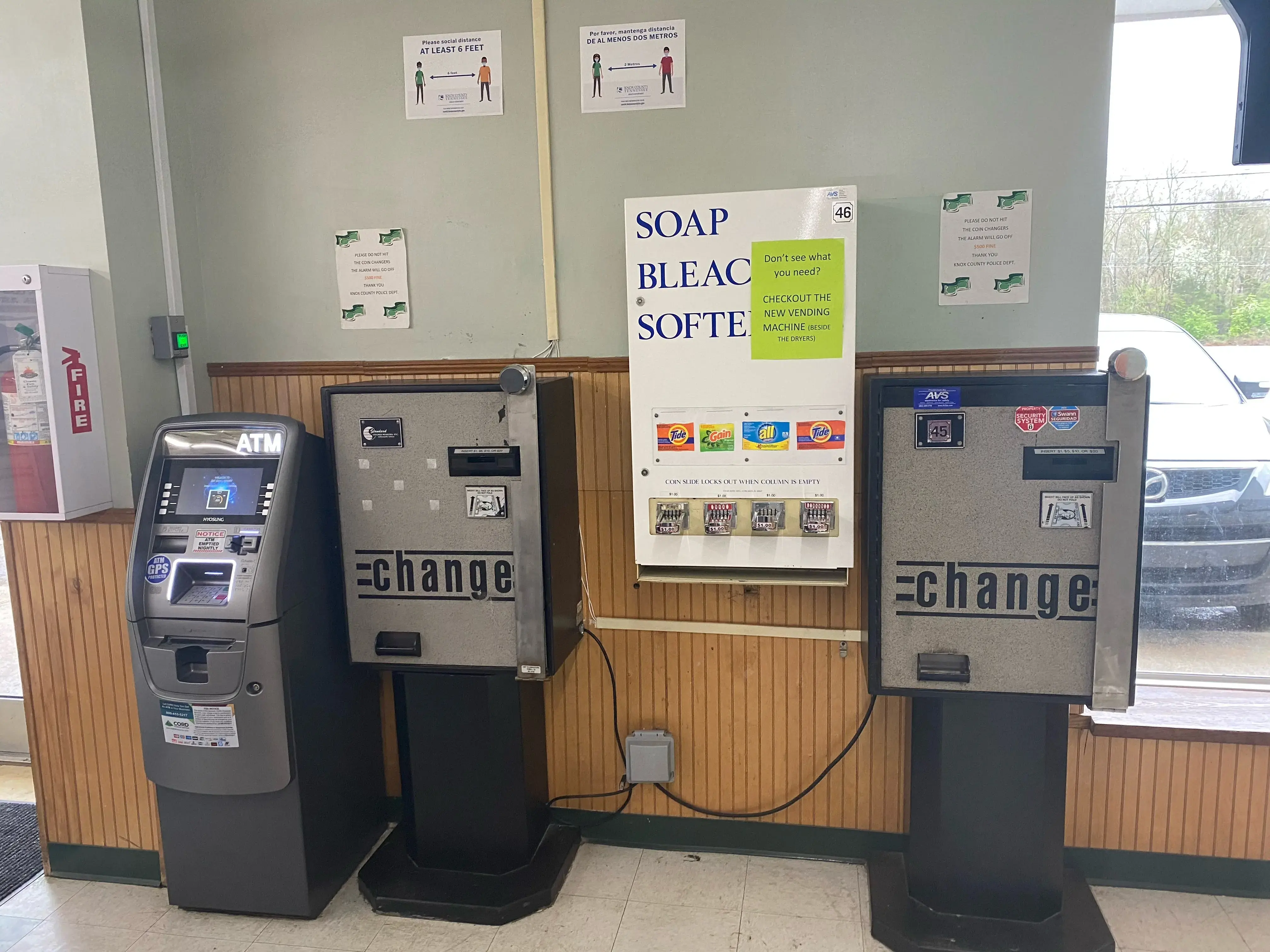 J & S Coin Laundry - Image 7