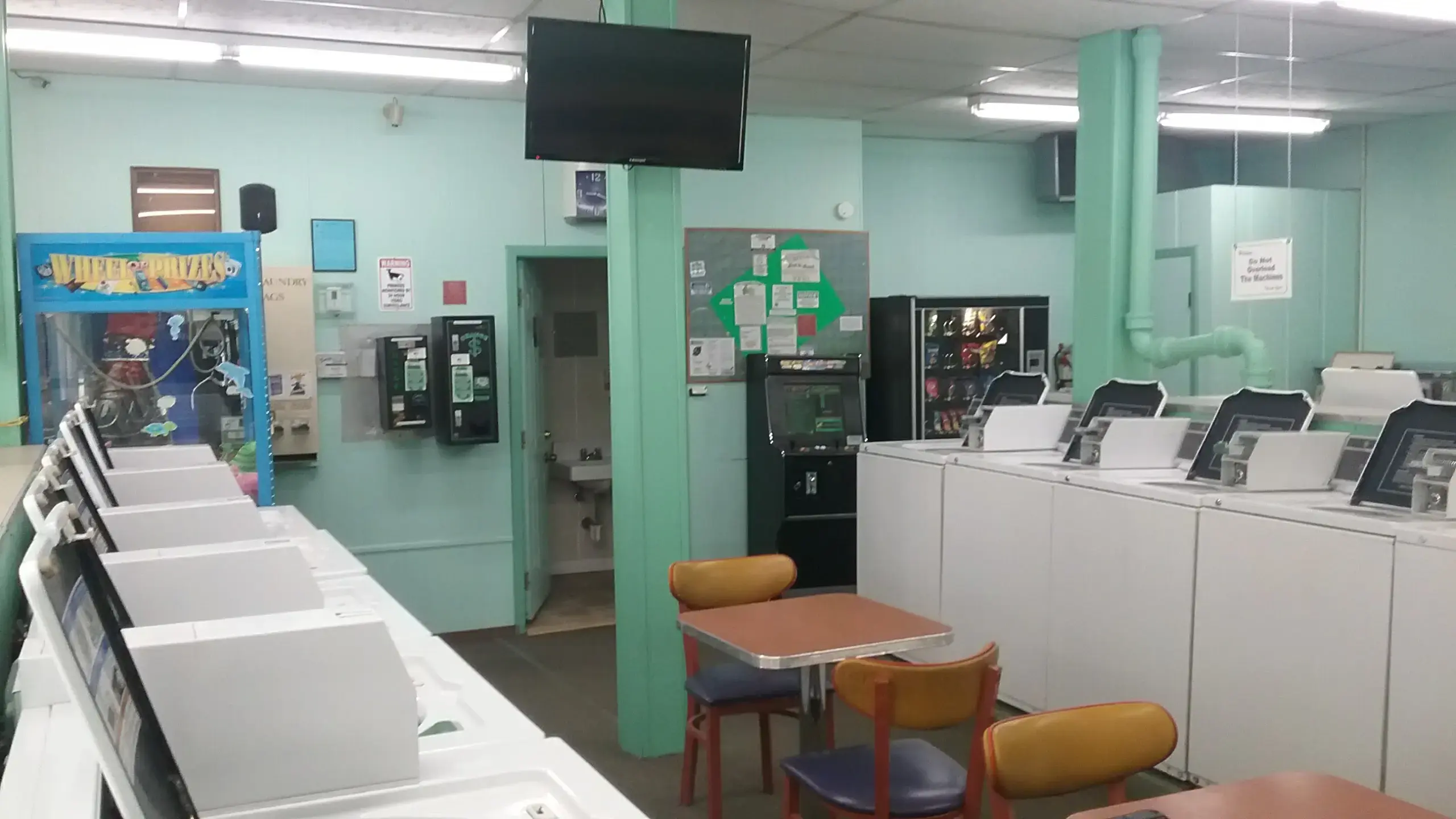 J T's Wash & Mart - Image 5