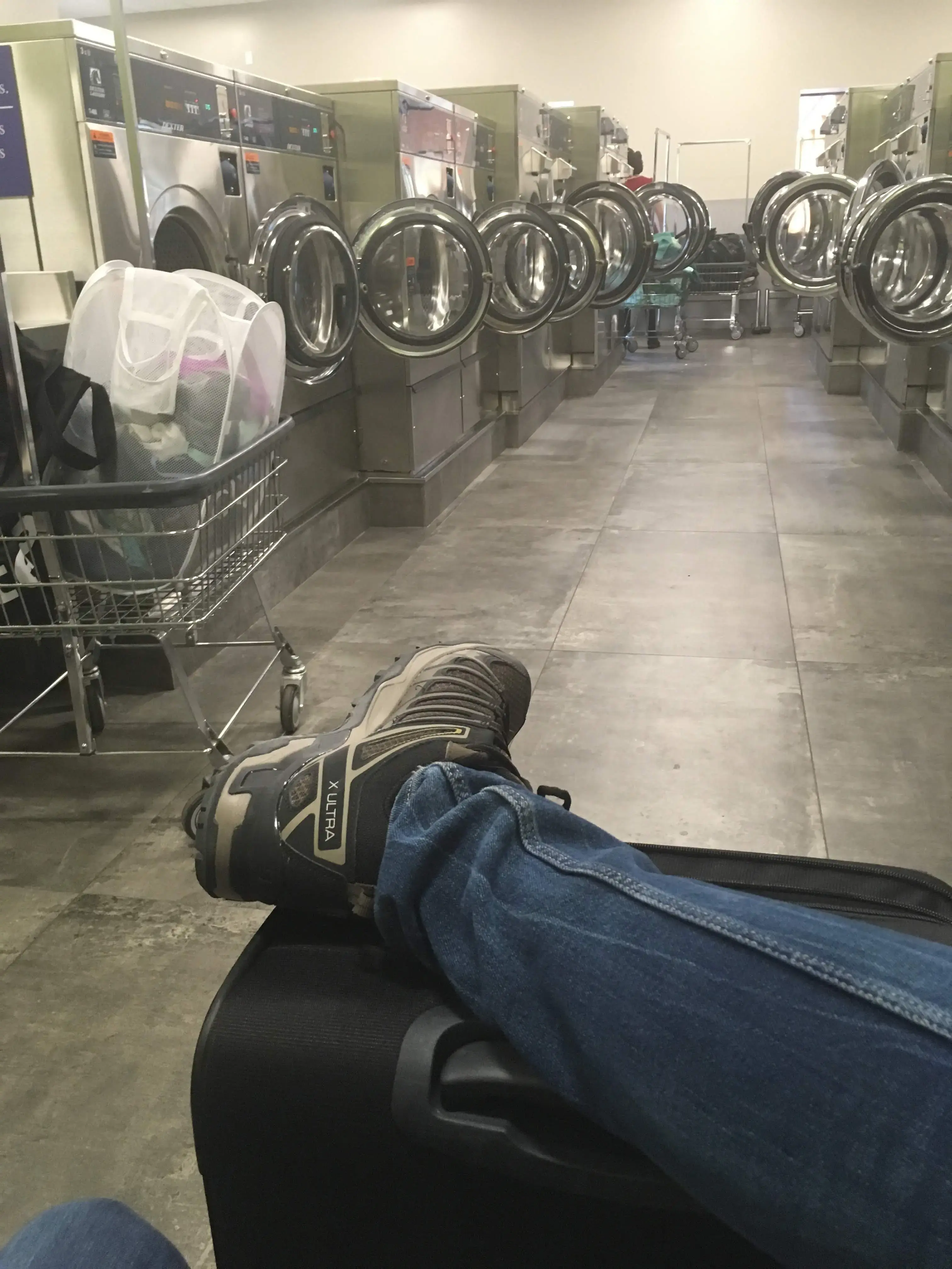 Jackson Laundromat - Image 11