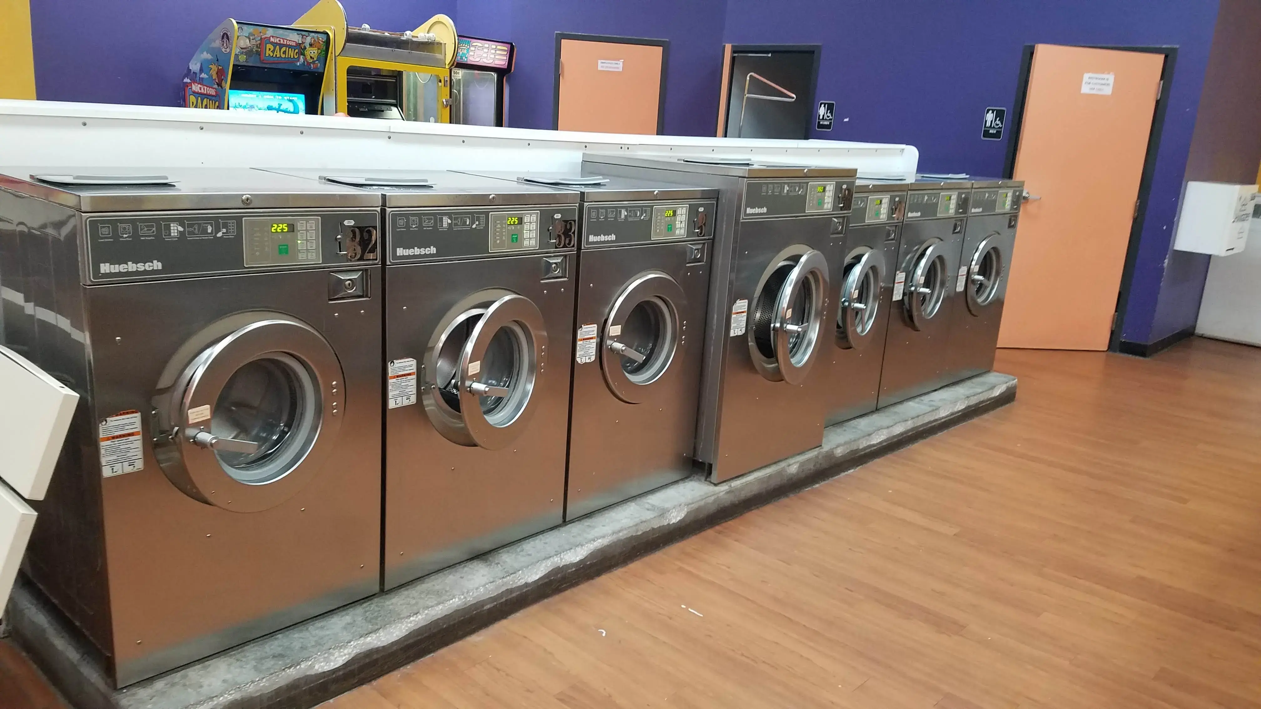 JACKYS COIN LAUNDRY - Image 2