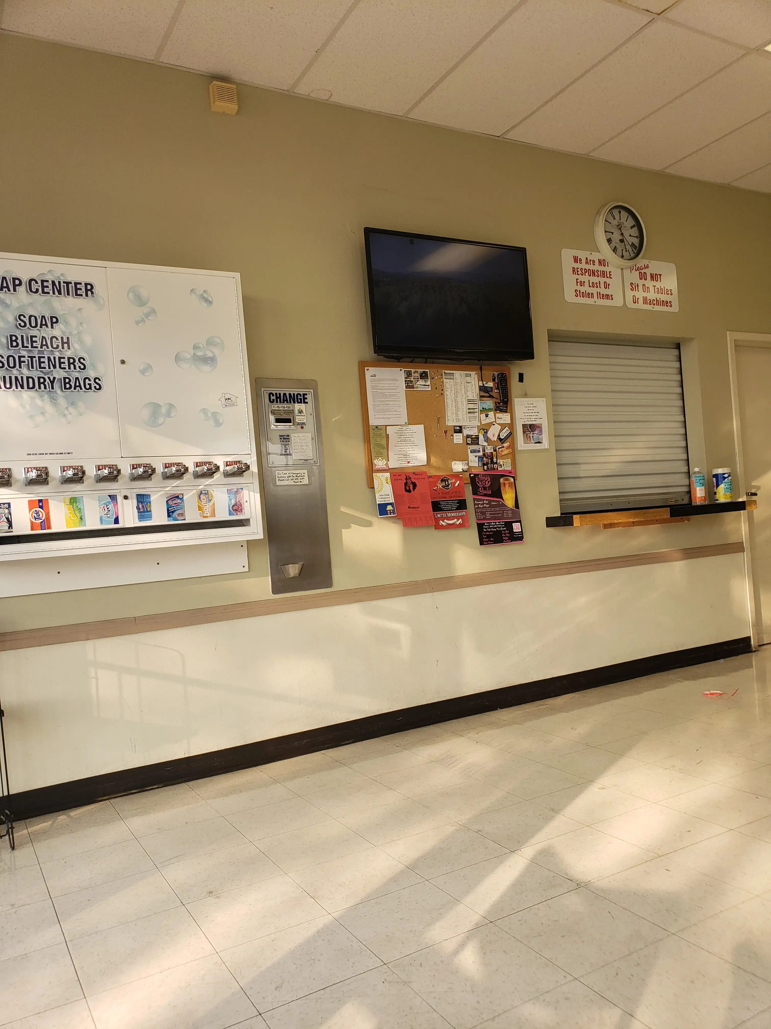 Jag's Laundromat - Image 5