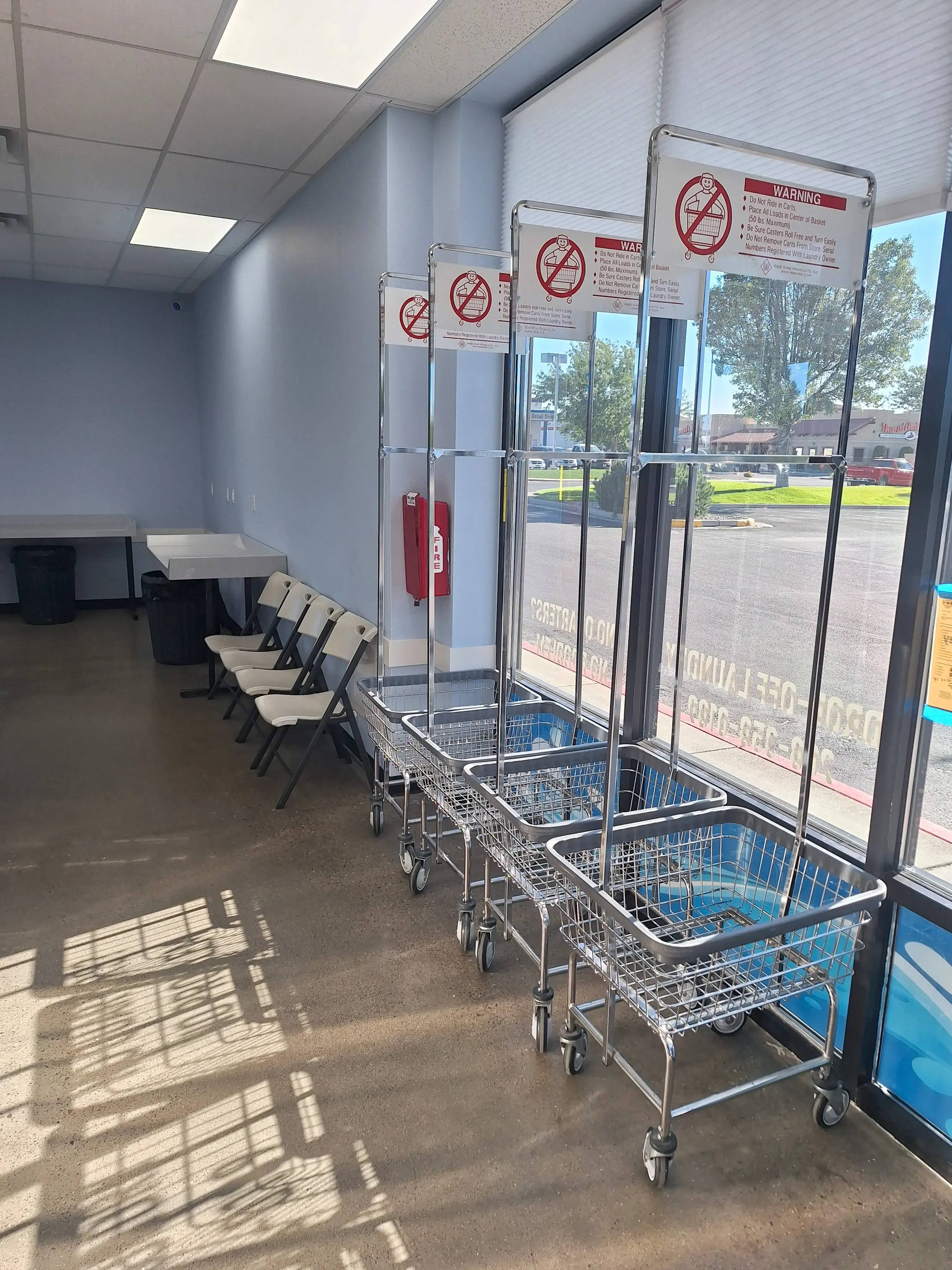 Jag's Laundromat thumbnail 6