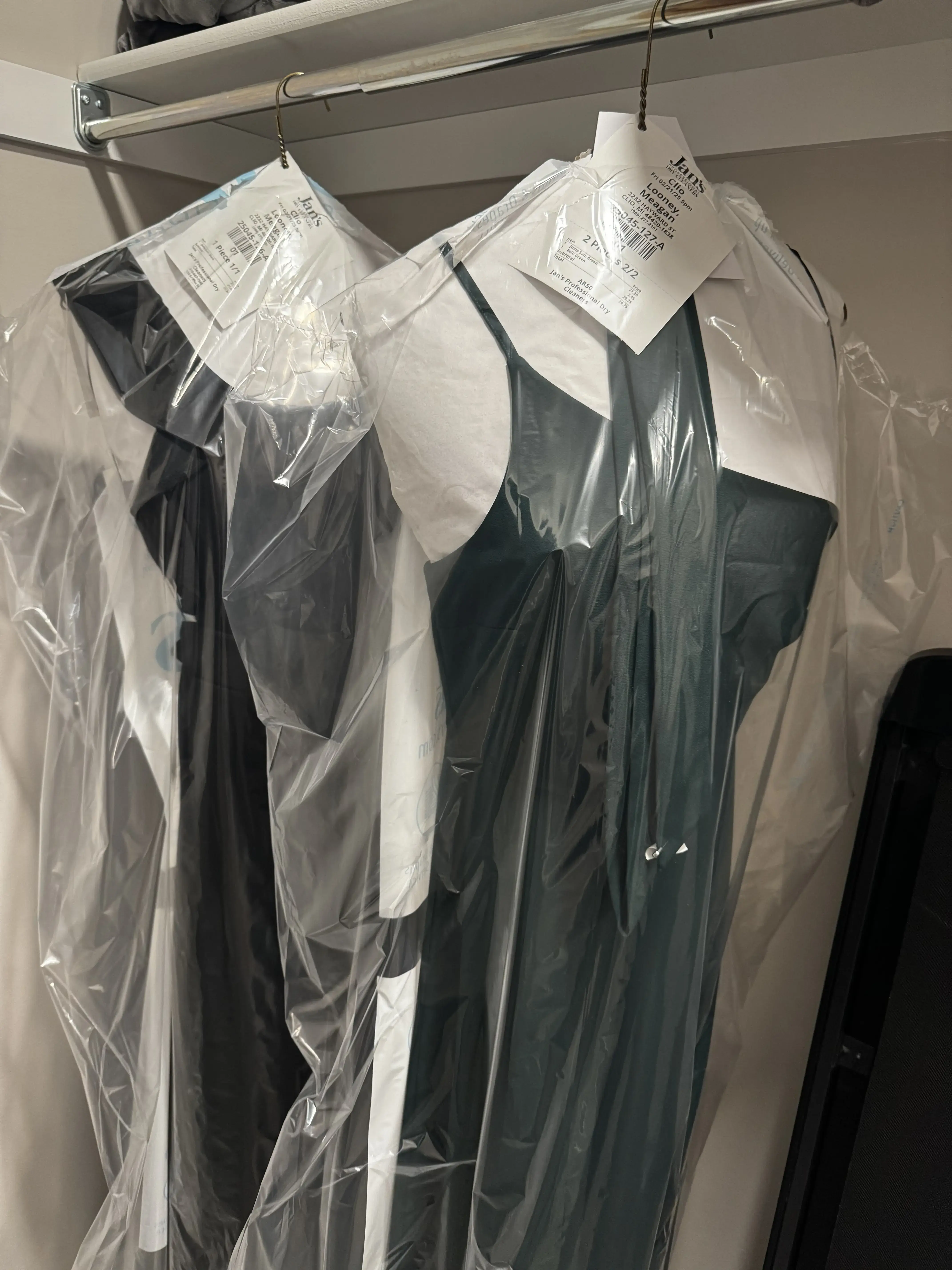 Jan's Professional Dry Cleaners - Michigan's Premier Dry Cleaning Company - Image 5