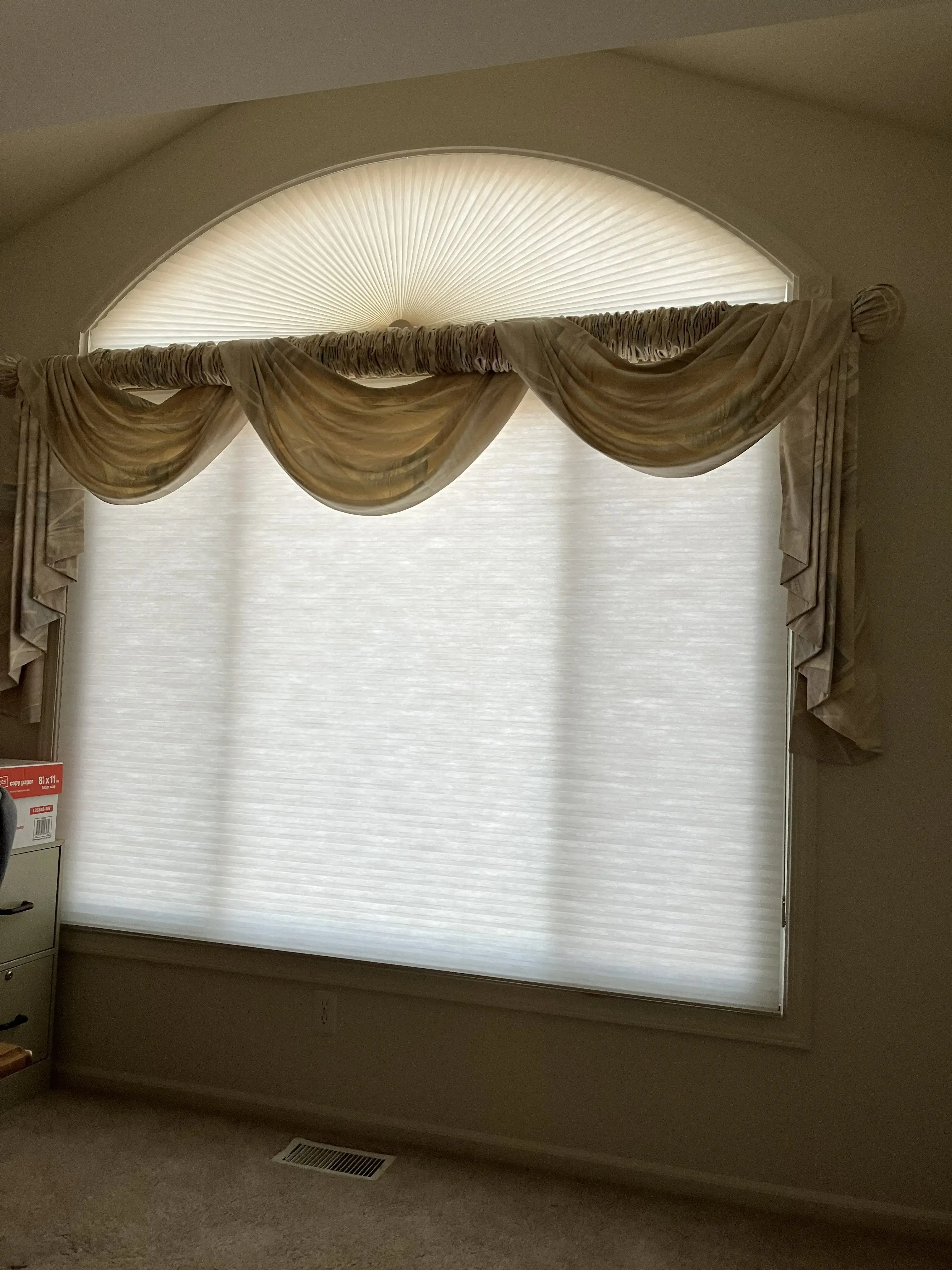 Jan's Professional Dry Cleaners - Michigan's Premier Dry Cleaning Company thumbnail 9