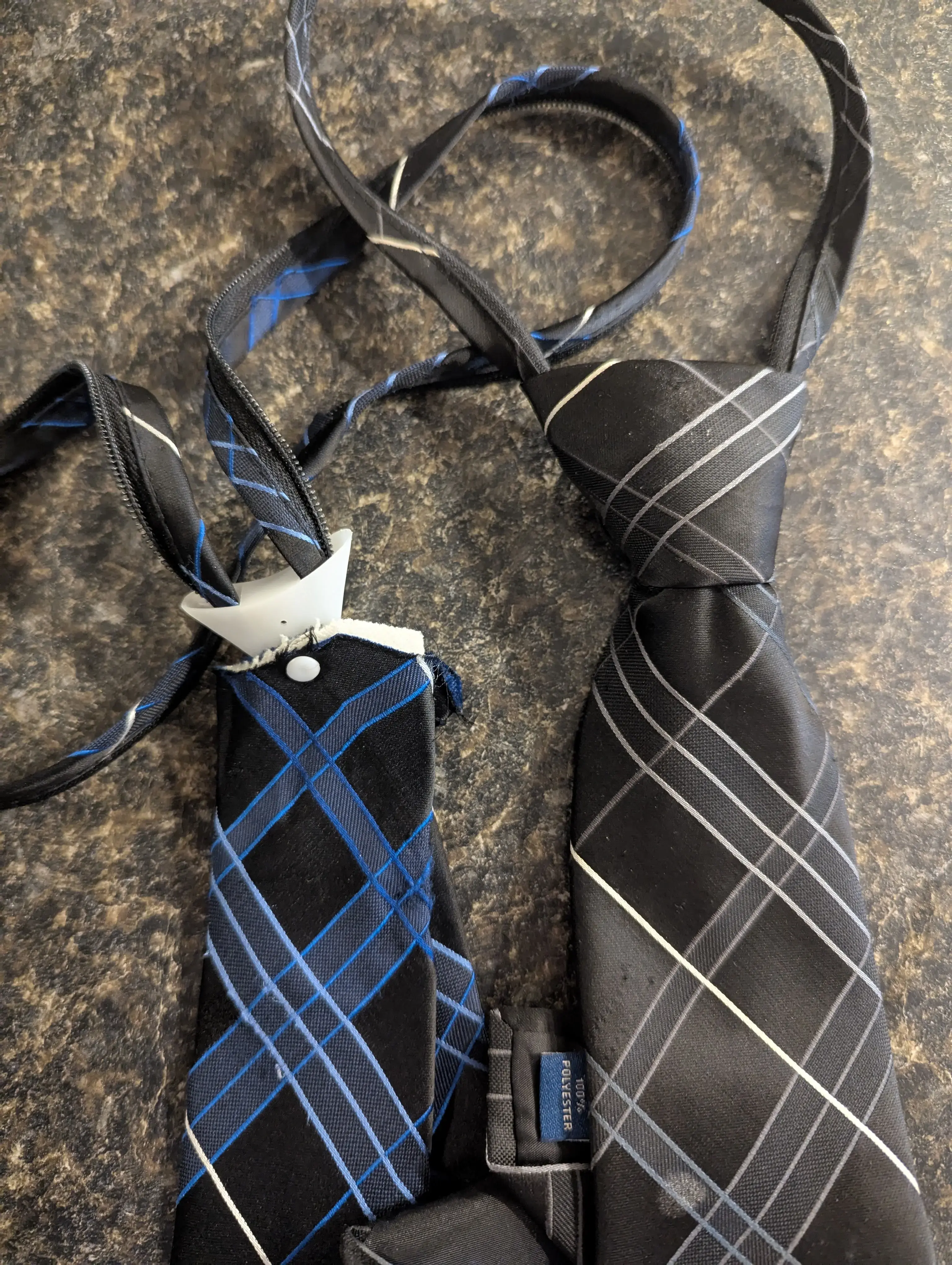 Jan's Professional Dry Cleaners - Michigan's Premier Dry Cleaning Company thumbnail 18