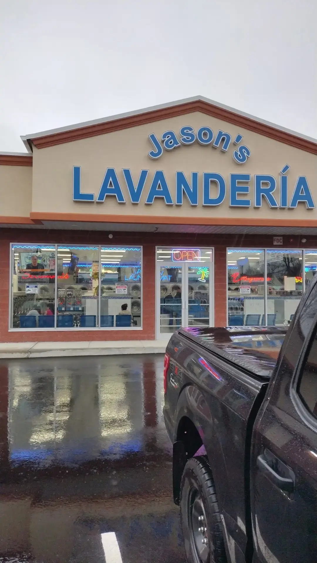 Jason's Laundromat - Image 10