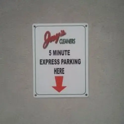 Jay's Dry Cleaners Roosevelt - Image 3