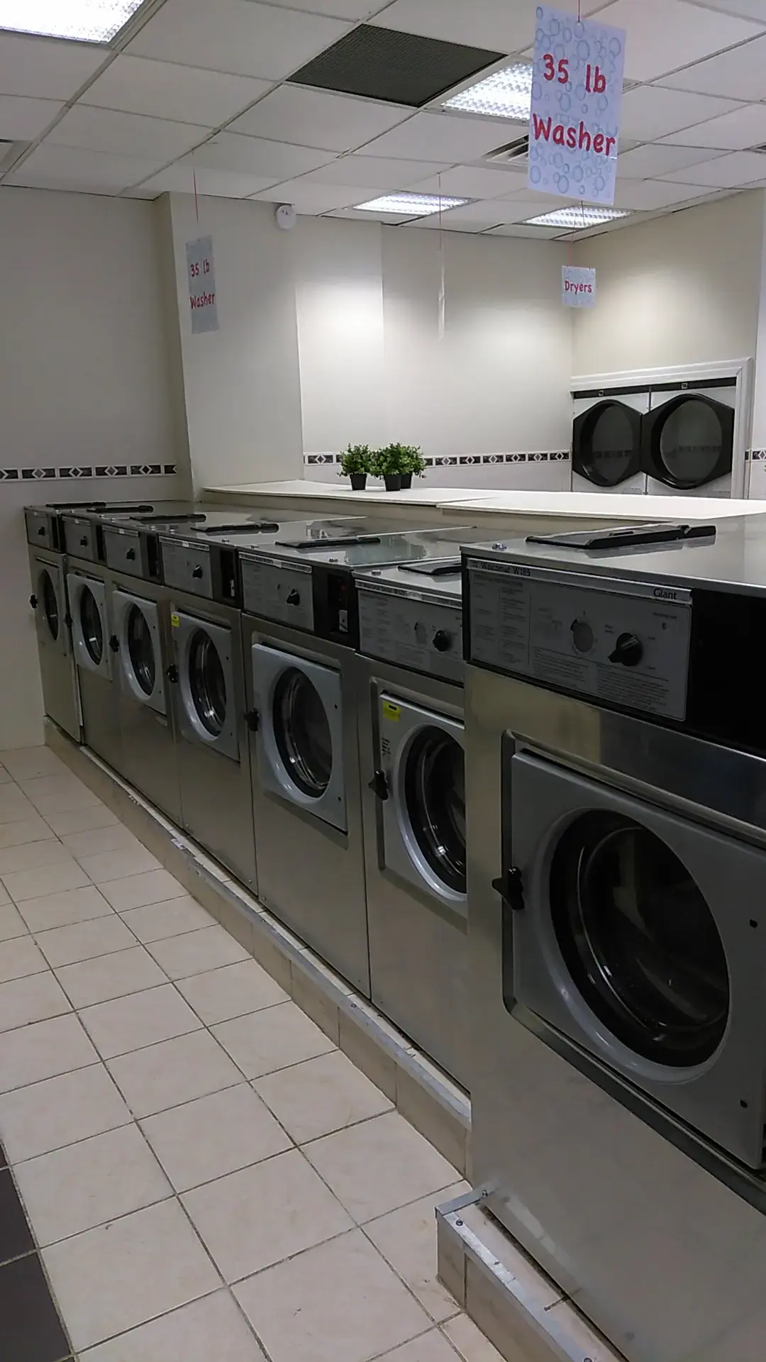Jay’s Laundromat thumbnail 9