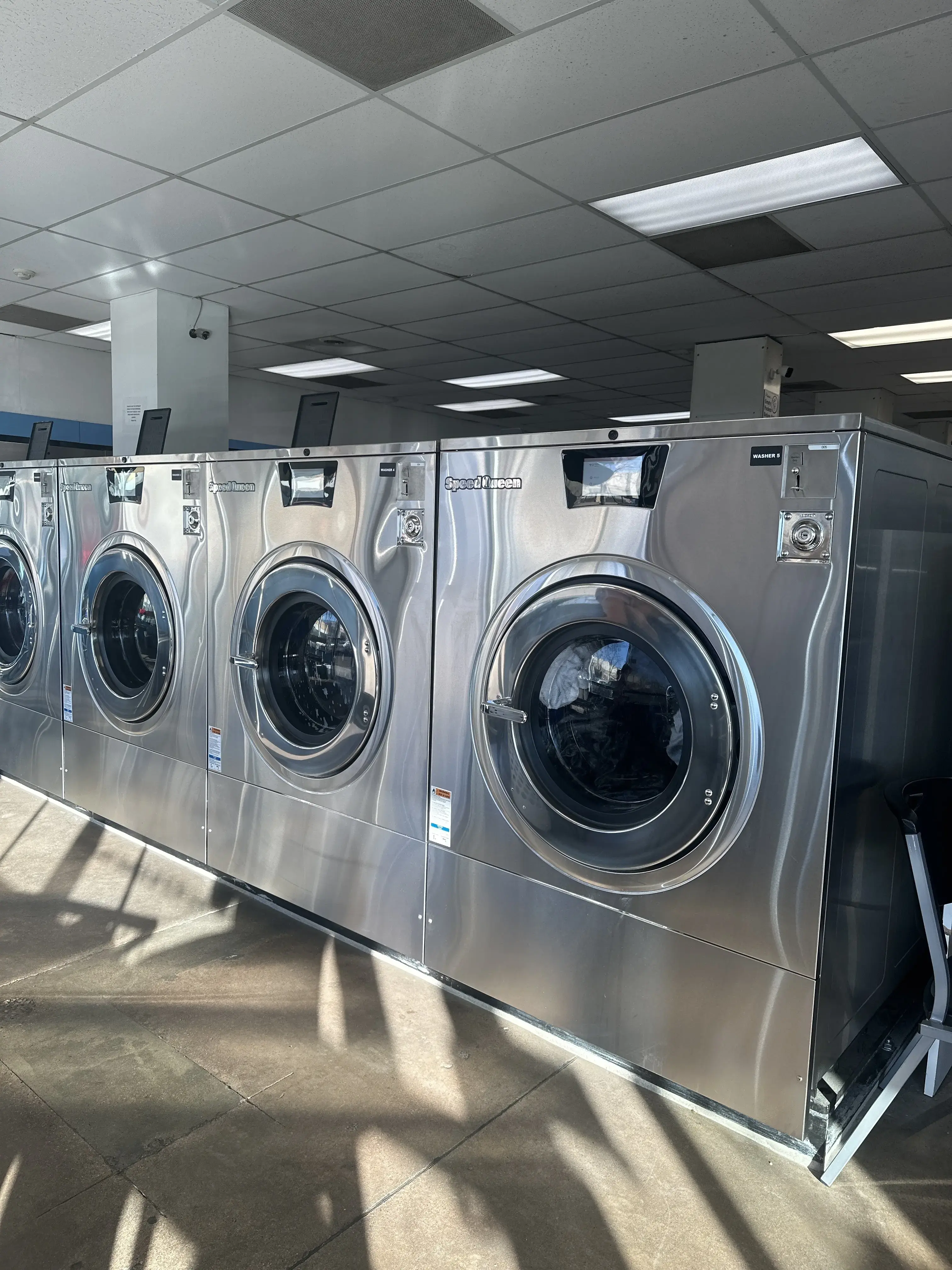 JCRS Coin Laundry - Image 12
