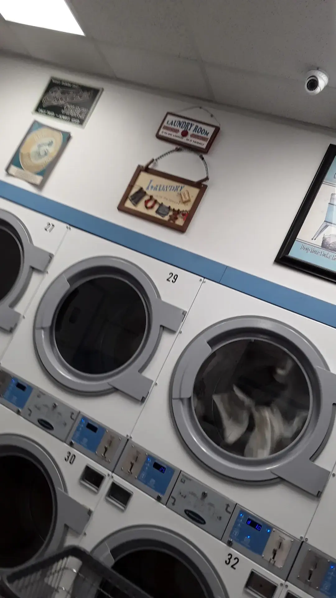 JCRS Coin Laundry - Image 6