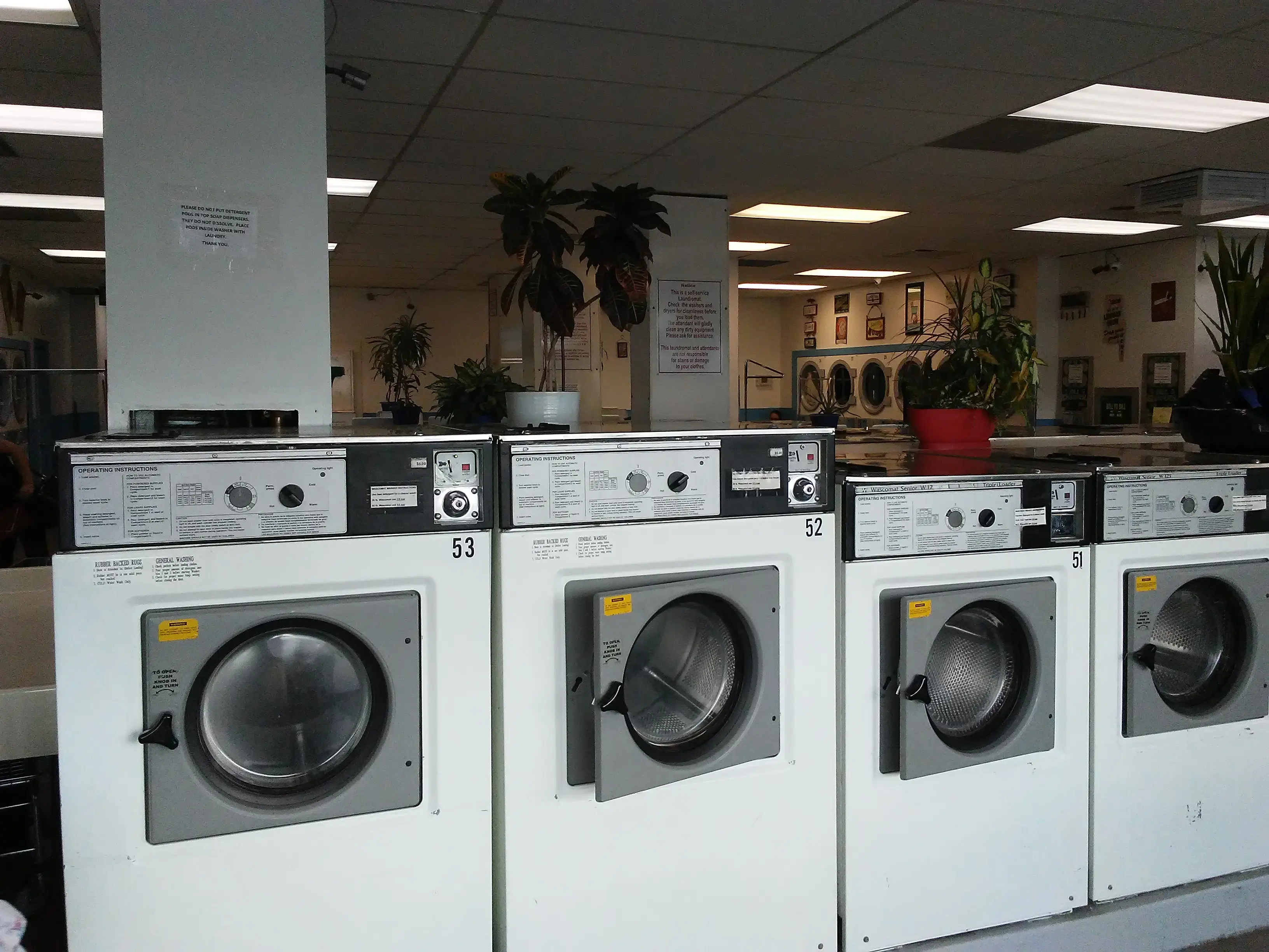 JCRS Coin Laundry thumbnail 14