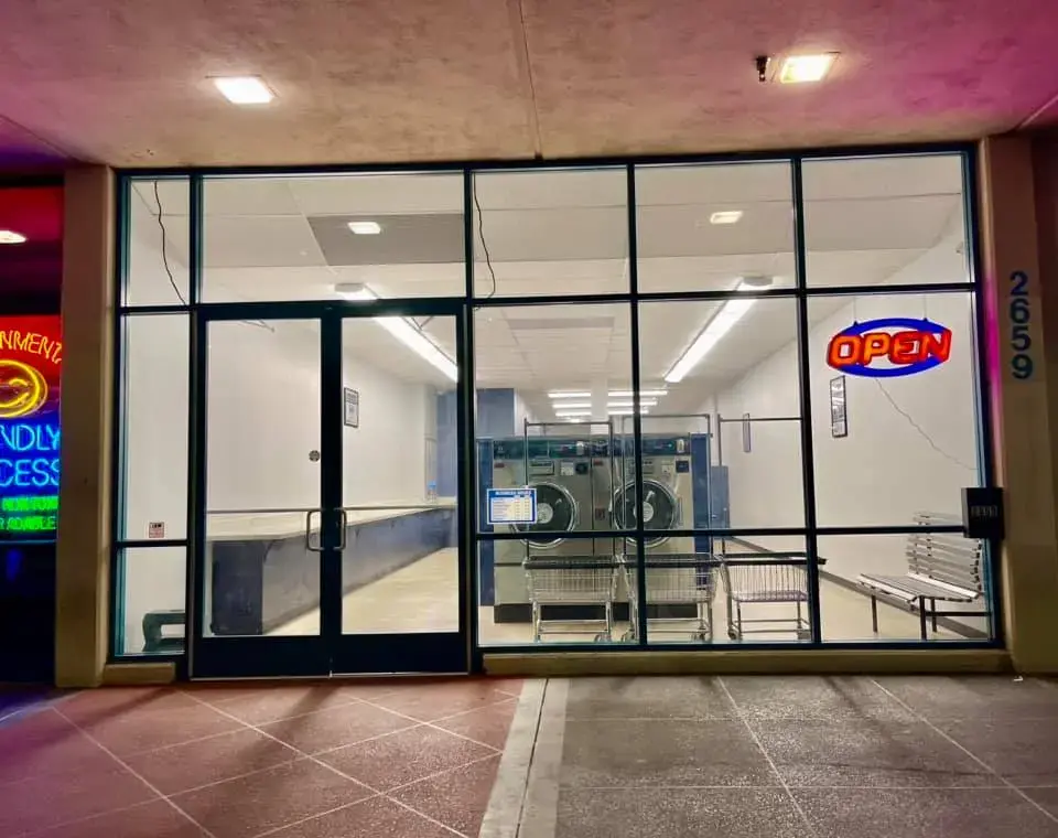 JC'S Launderland thumbnail 3