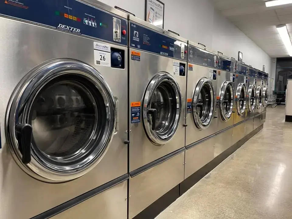 JC'S Launderland thumbnail 8