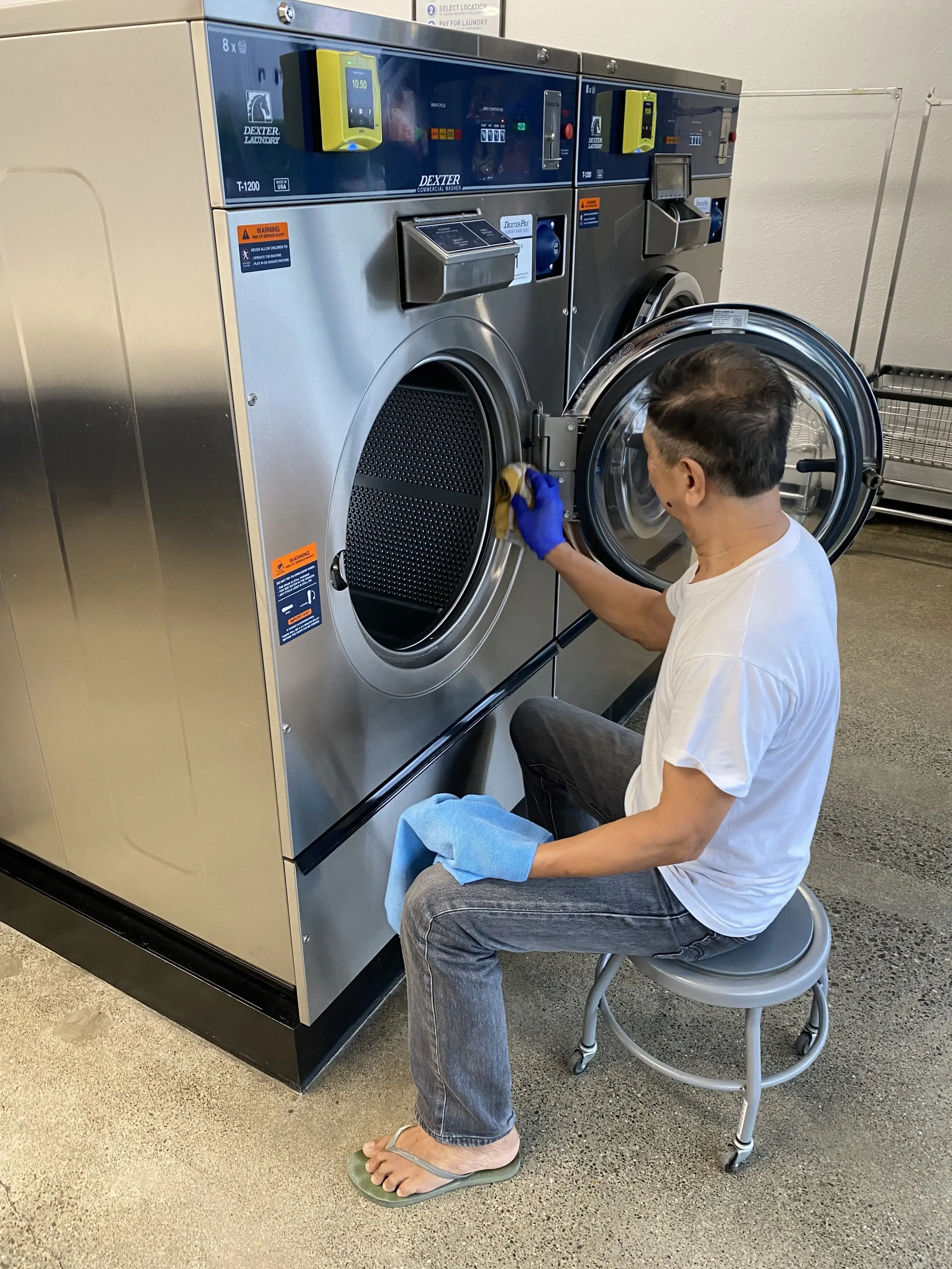 JC'S Launderland thumbnail 4