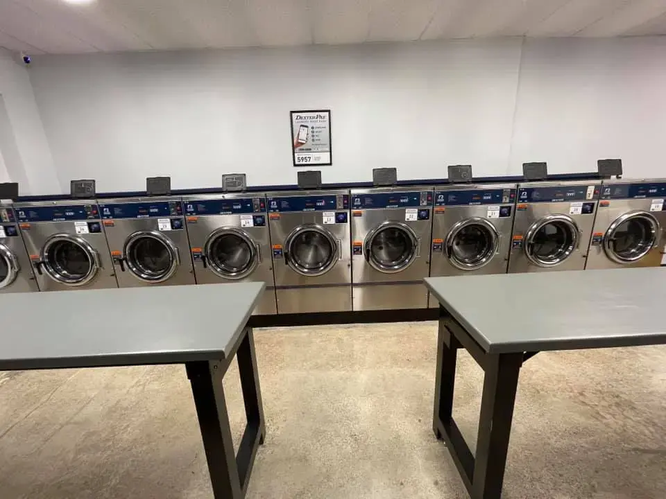 JC'S Launderland thumbnail 6