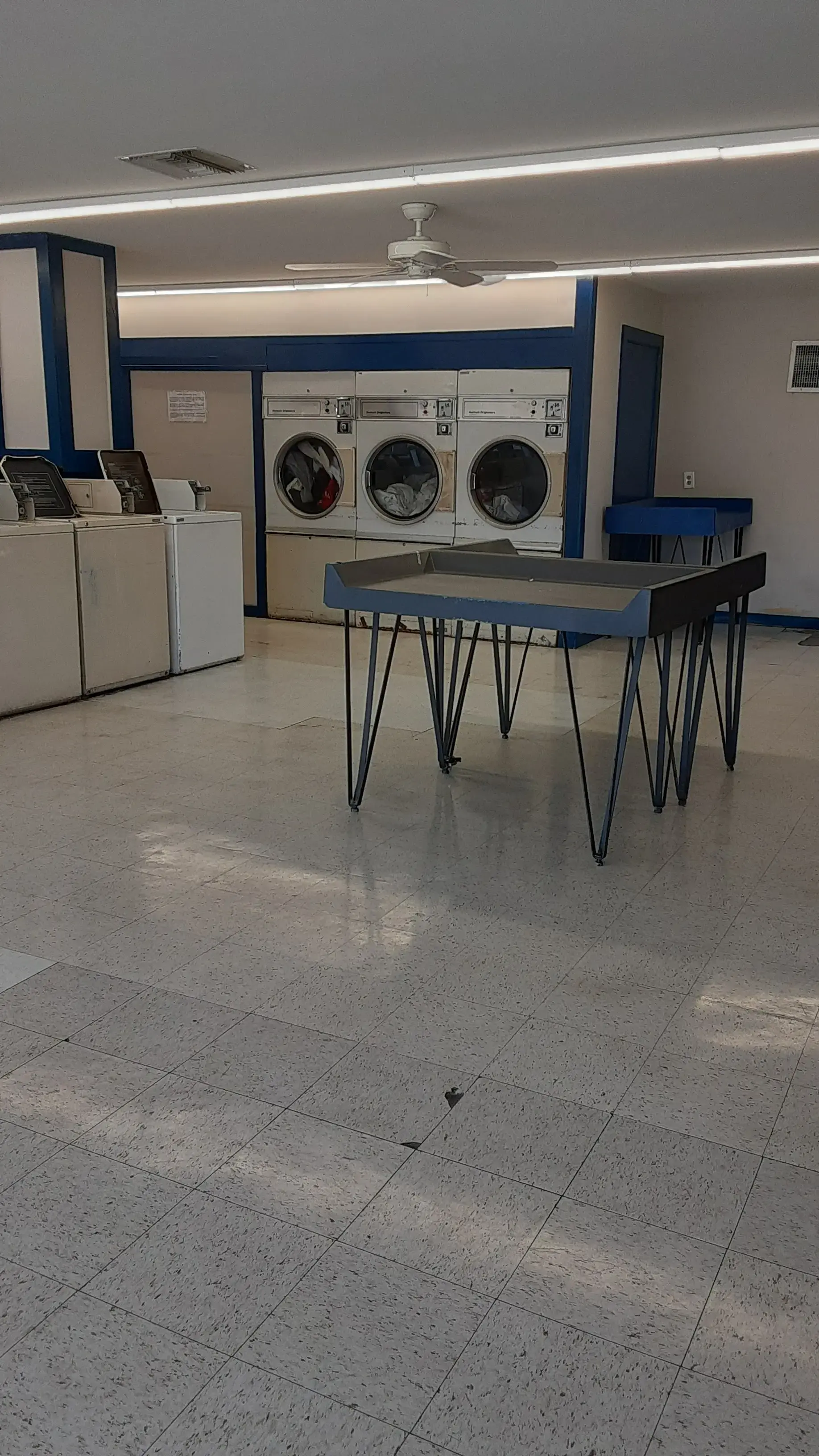 Jeanies Laundries - Image 19