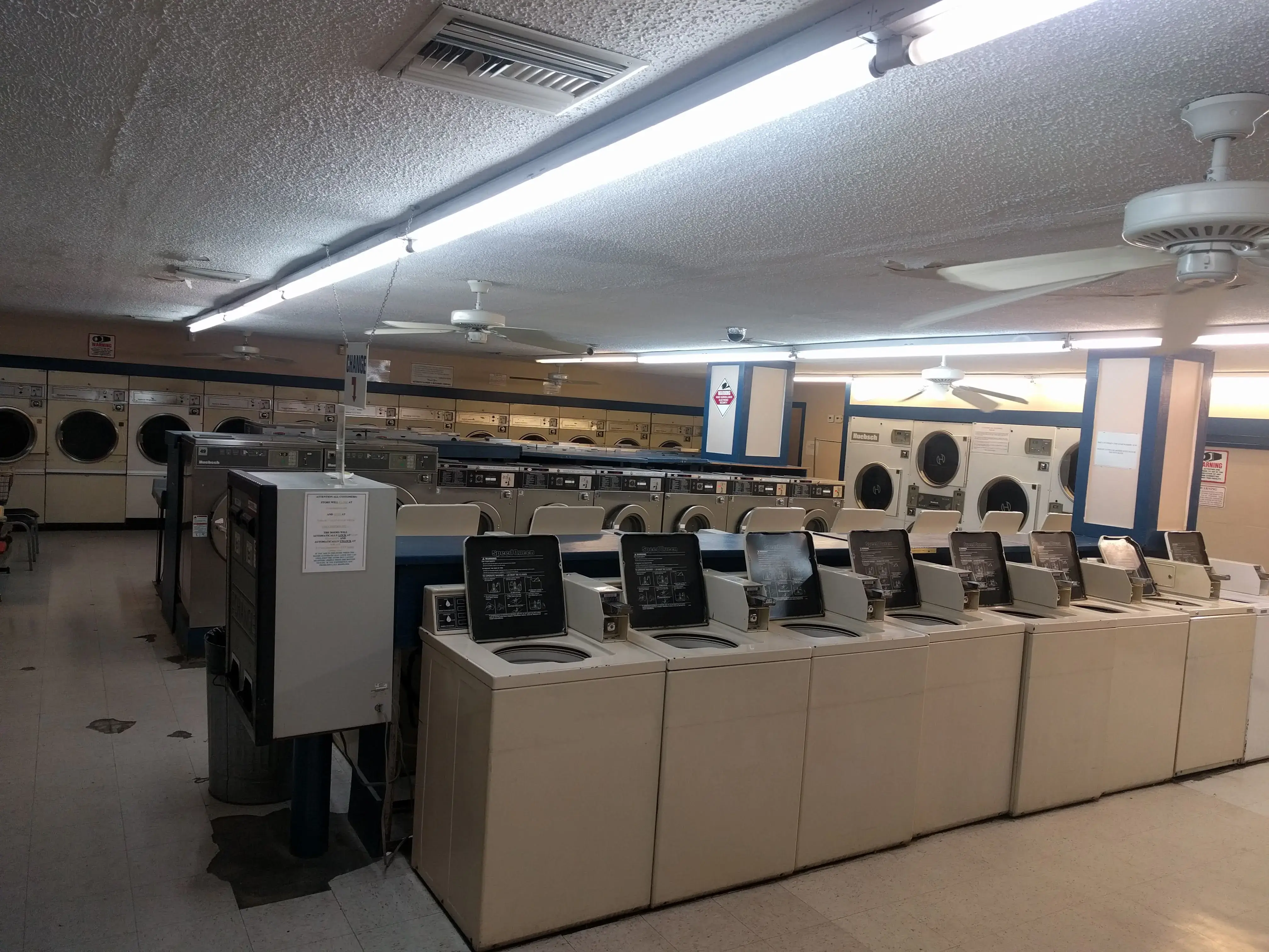 Jeanies Laundries - Image 17