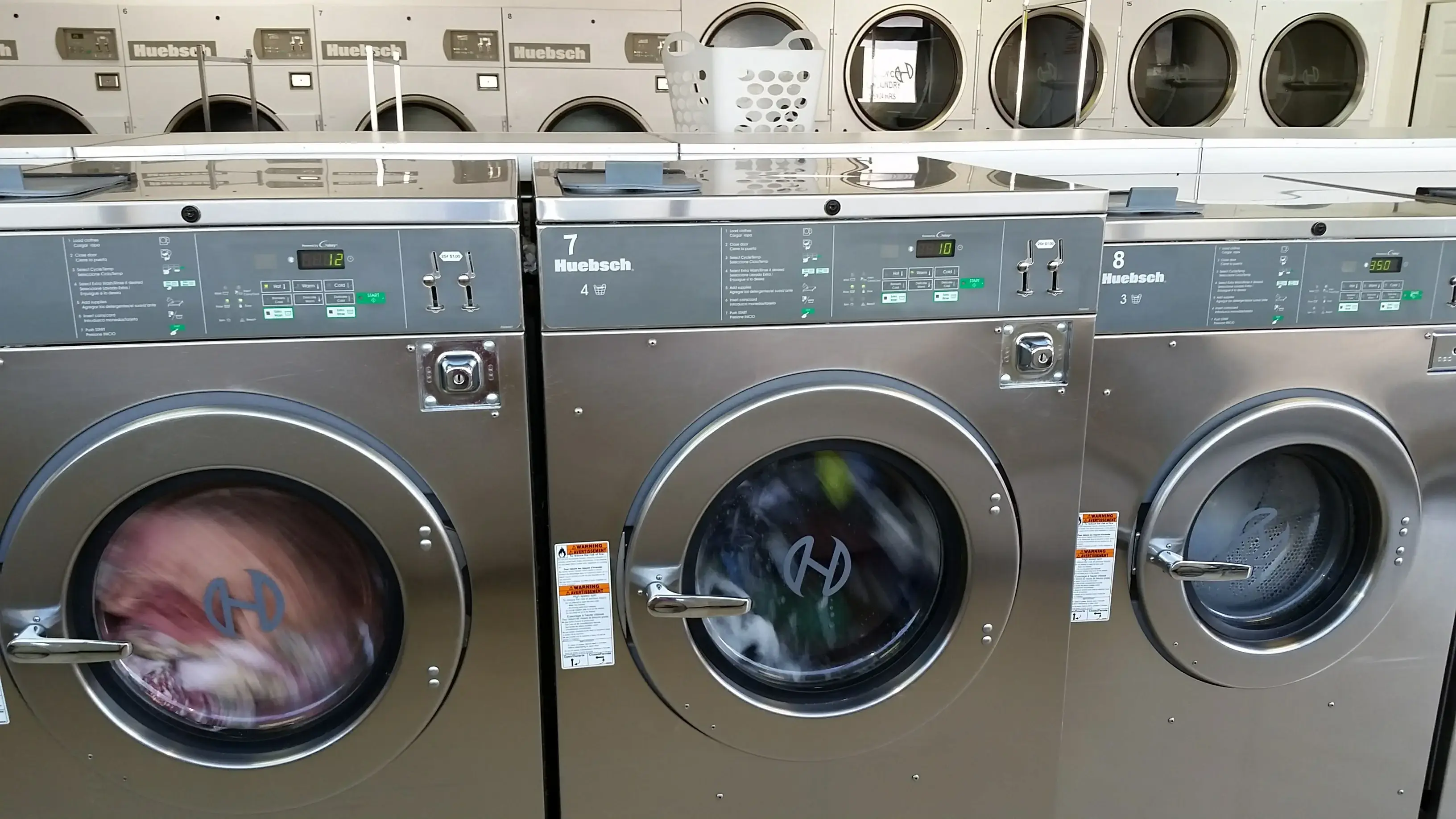 Jefferson City Coin Laundry - Image 15