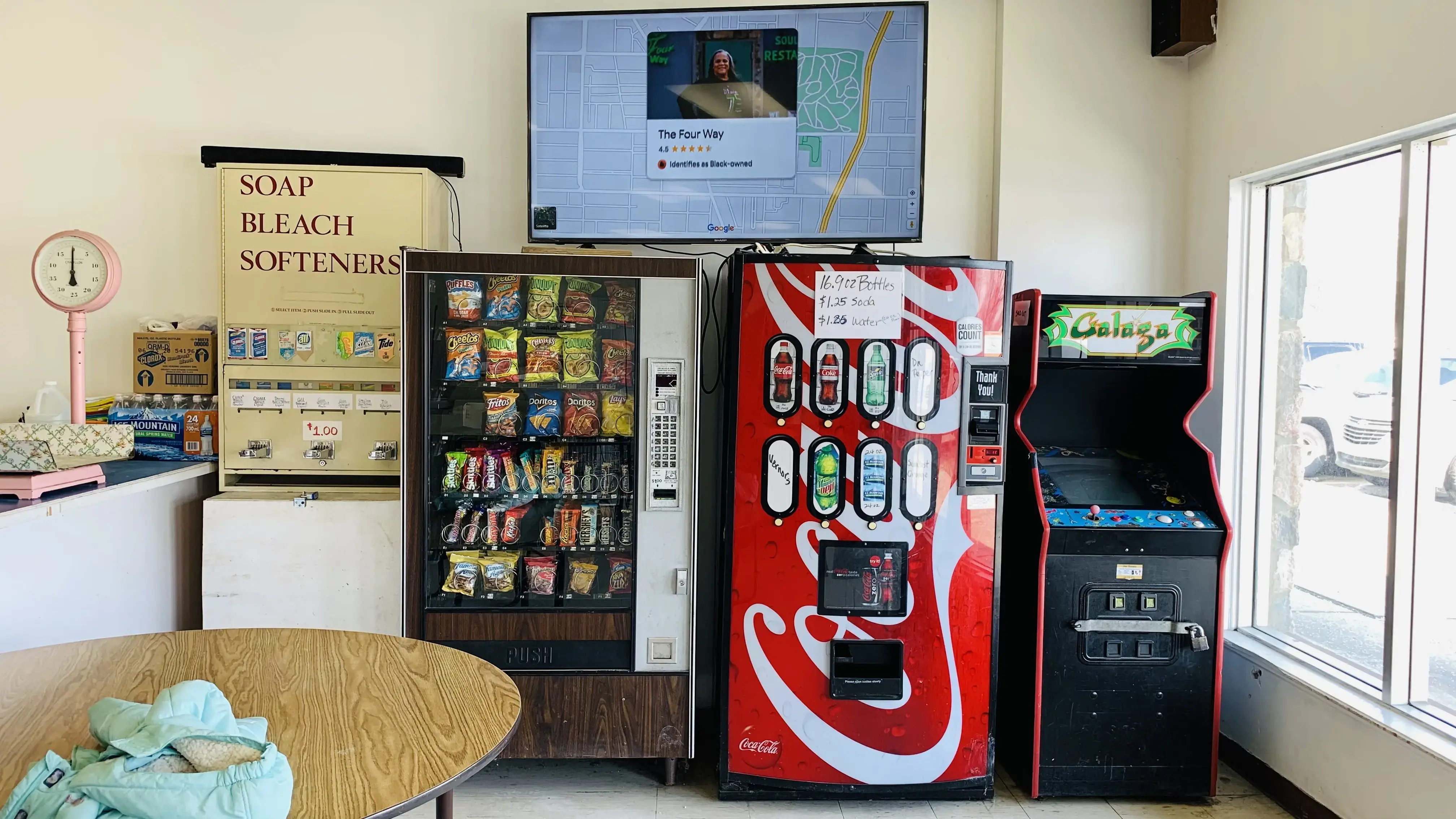 Jenny's Coin Laundry - Image 9