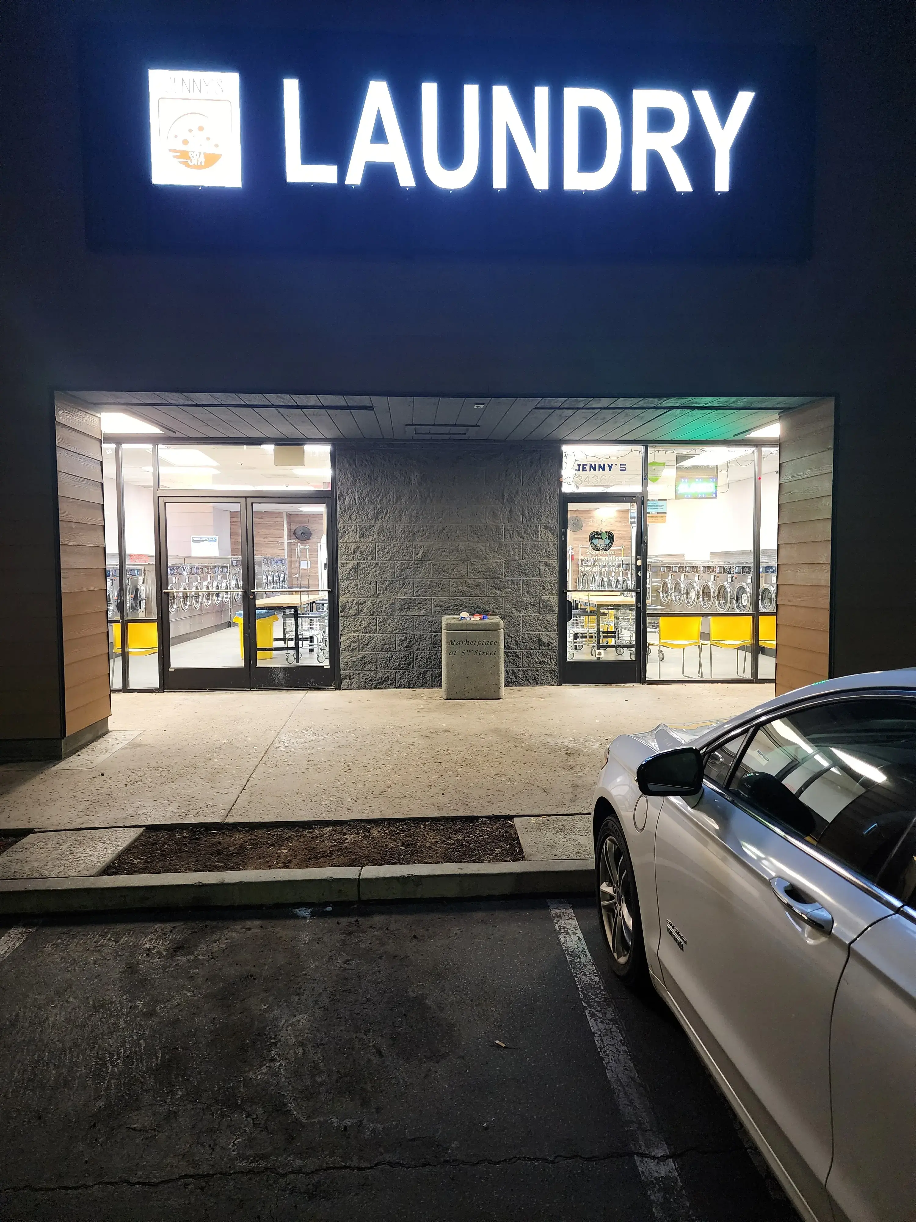 Jennys Laundry Spa Yucaipa - Image 4